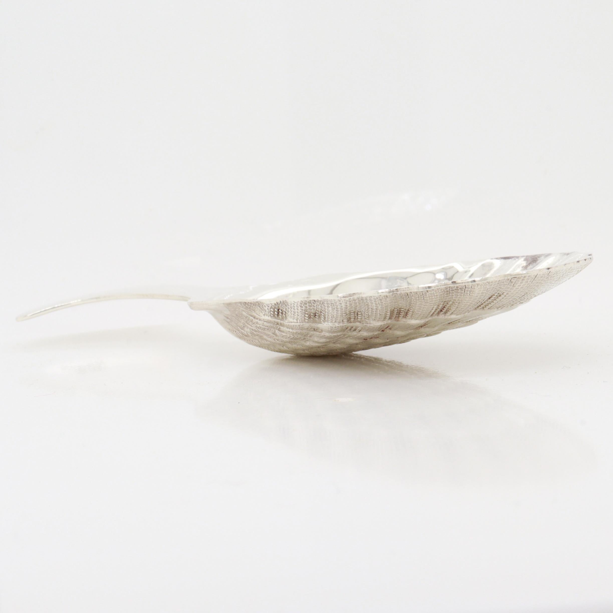 Vintage Tiffany & Co. Sterling Silver Figural Shell Tea Caddy Spoon For Sale 2