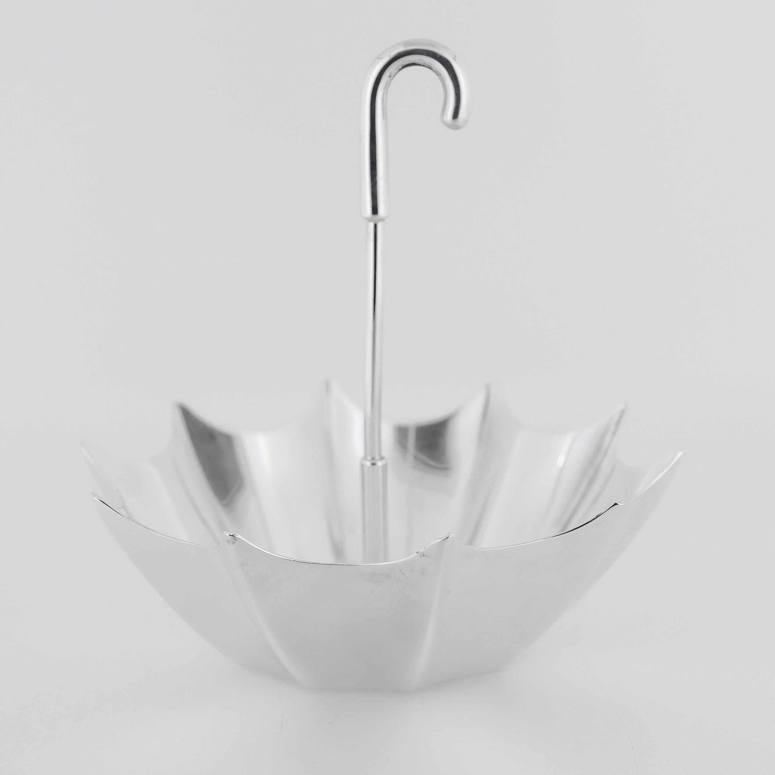 Vintage Tiffany & Co. Sterling Silver Figural Umbrella Bowl or Vide Poche In Good Condition For Sale In Philadelphia, PA