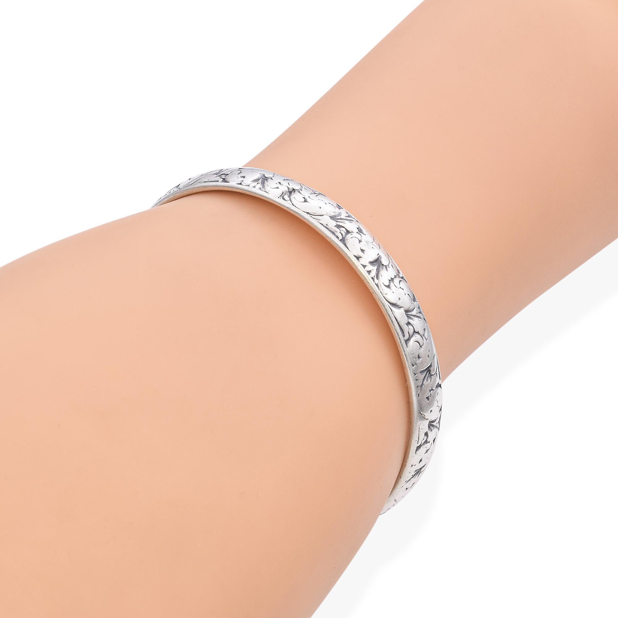 Vintage Tiffany & Co. Sterling Silver Floral Motif Bangle Bracelet For Sale 1