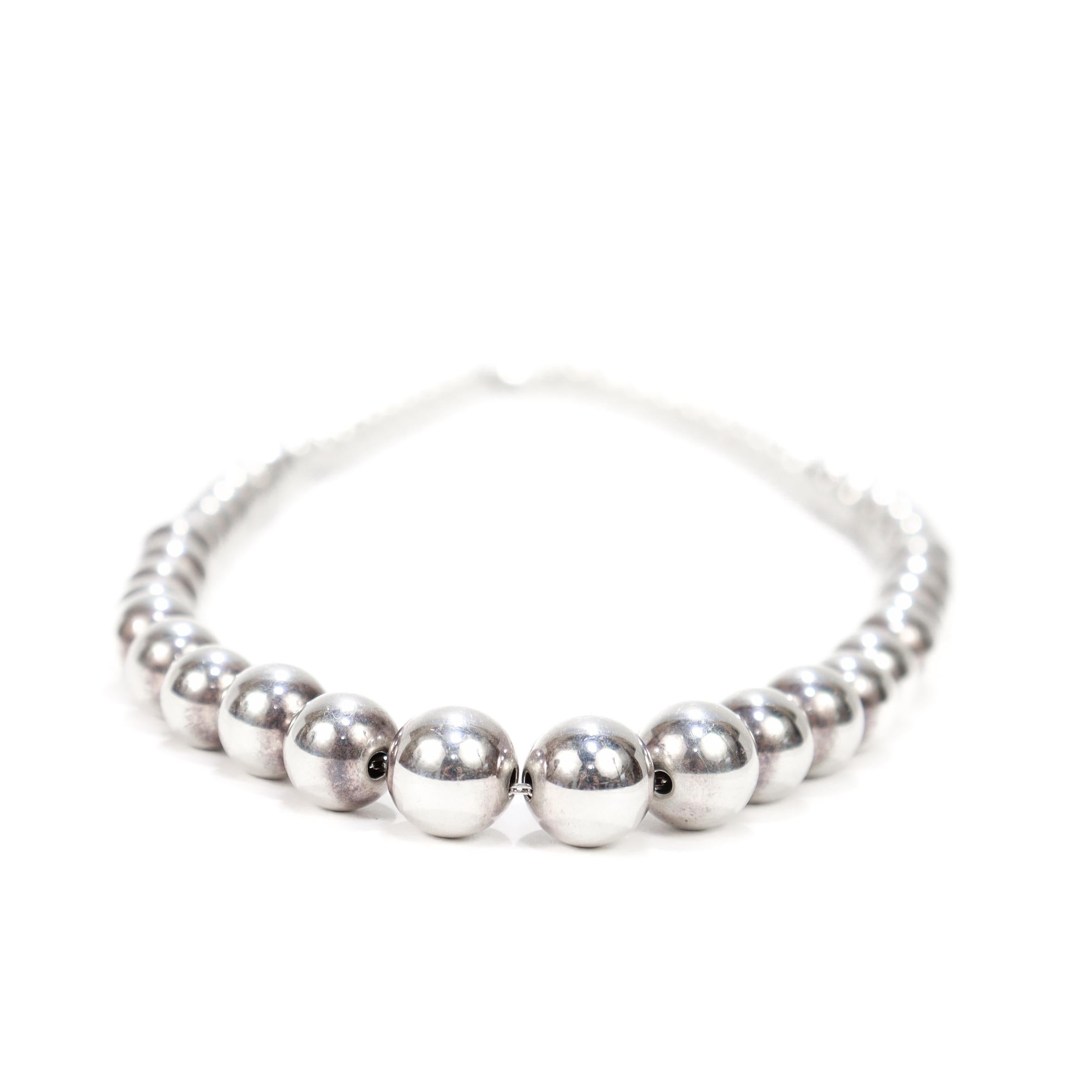 Vintage Tiffany & Co. Sterling Silver Graduated Beaded Necklace For Sale 1