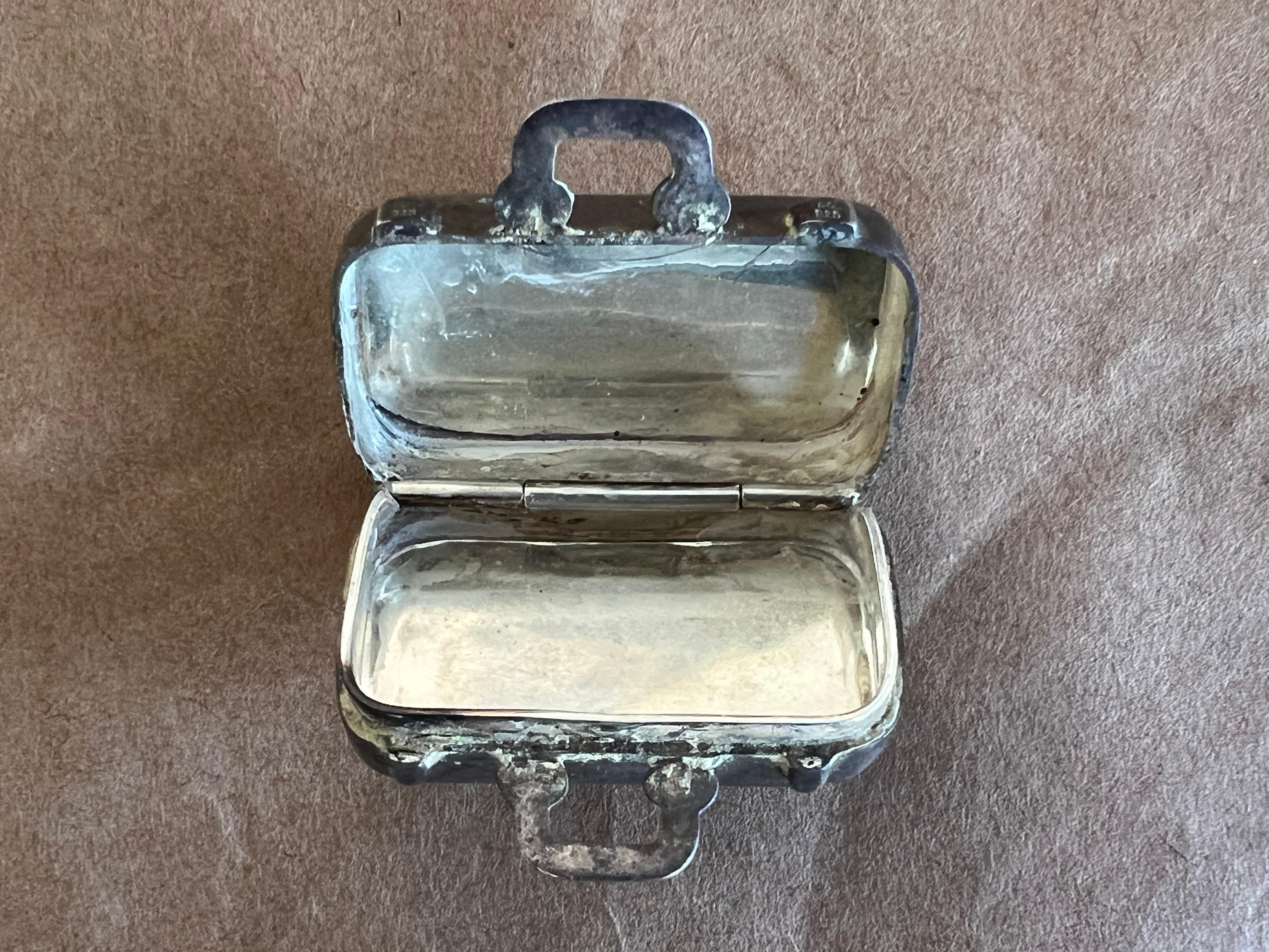 Vintage Tiffany & Co Sterling Silver Luggage Suitcase Pill Box For Sale 2