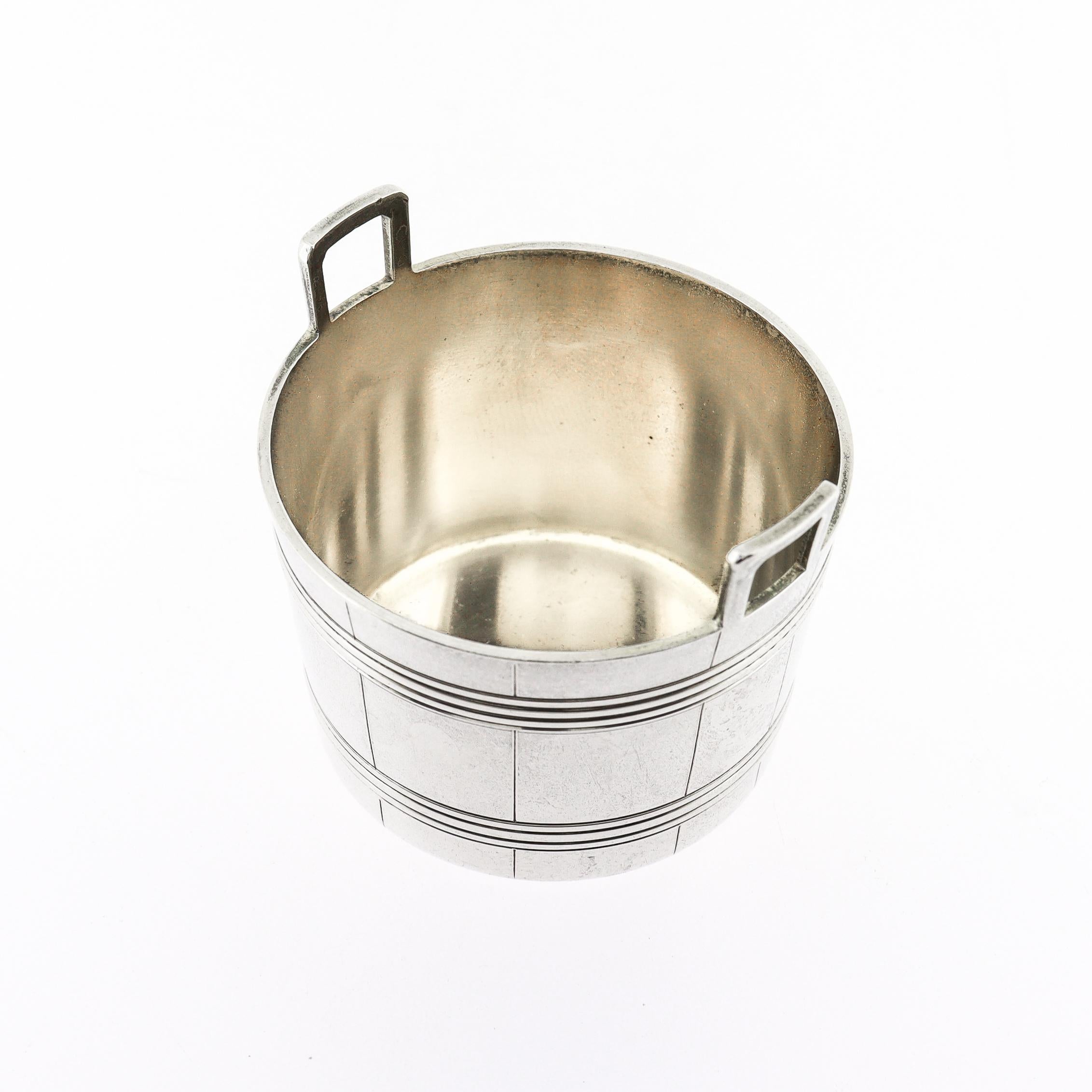 Tiffany & Co. d'epoca. Secchio o secchio di legno in miniatura in argento sterling in vendita 2