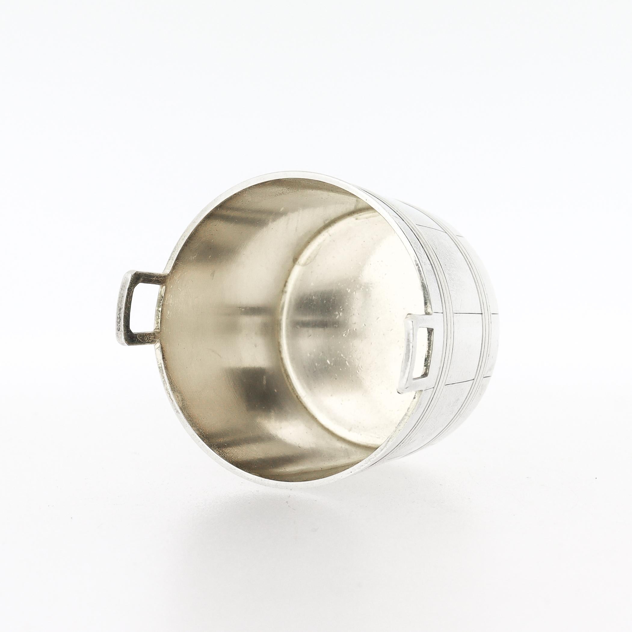 Tiffany & Co. d'epoca. Secchio o secchio di legno in miniatura in argento sterling in vendita 3