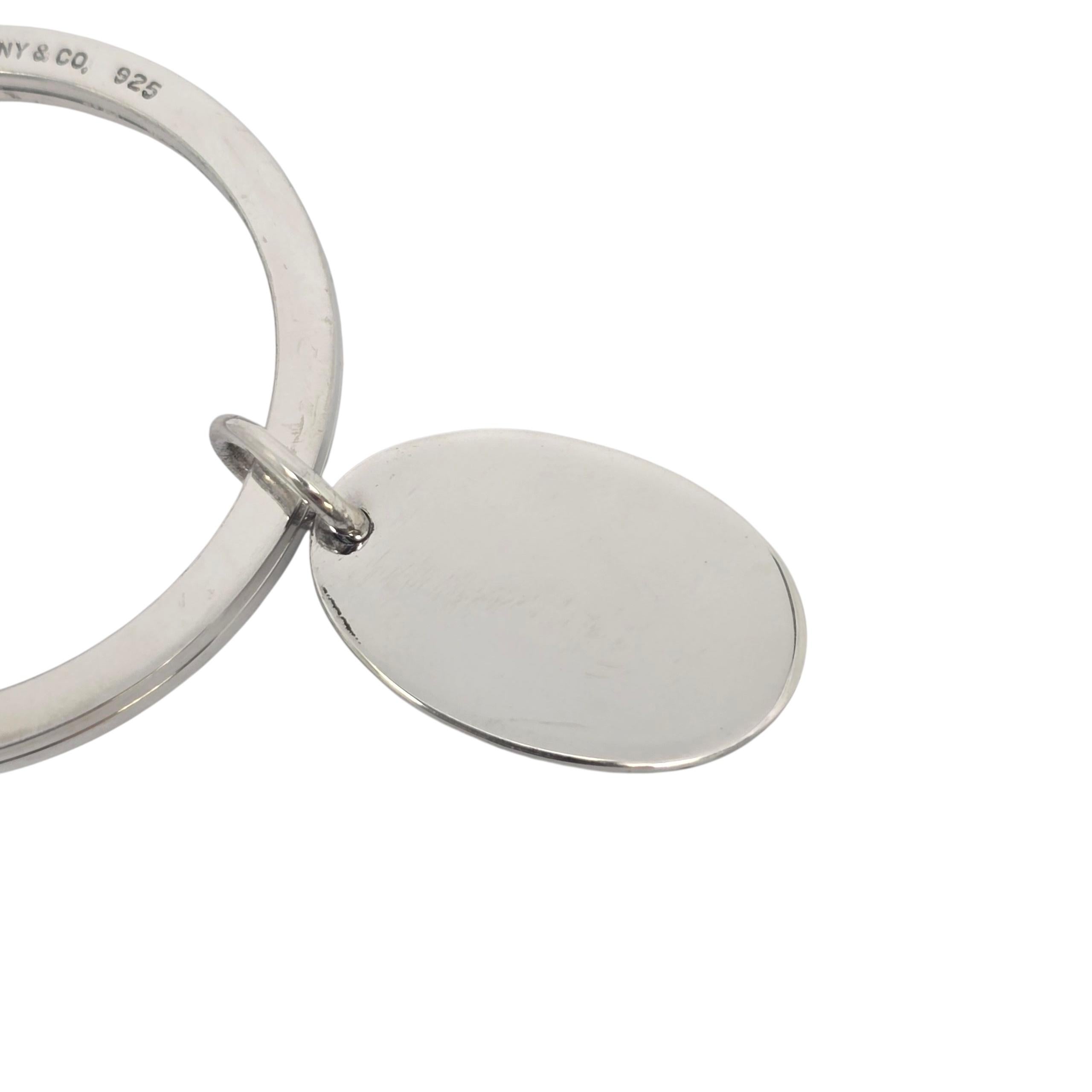 Vintage Tiffany & Co Sterling Silver Oval Tag Dangle Key Ring with Pouch #22481 en vente 1