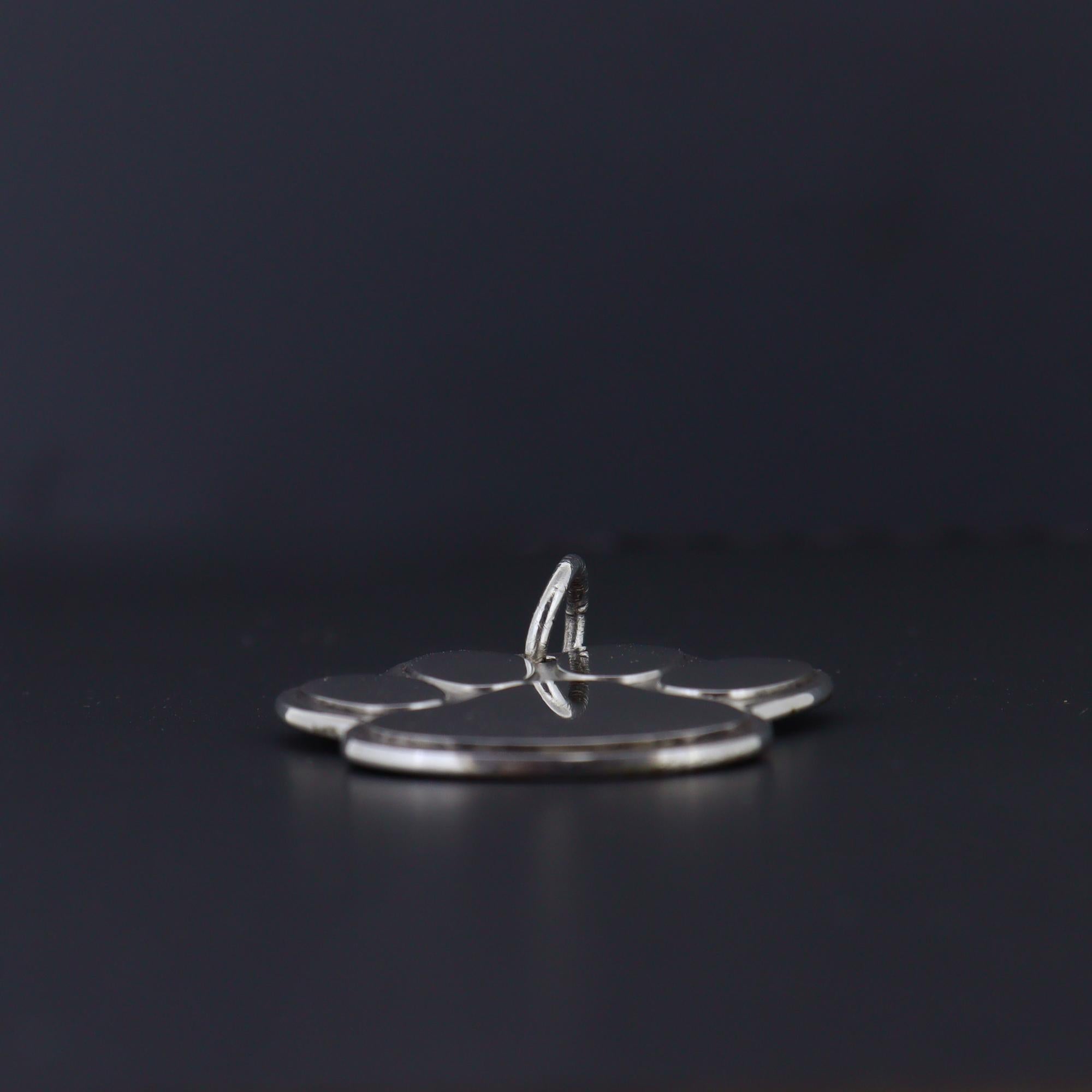 Tiffany & Co. d'epoca. Ciondolo o charme a forma di zampa in argento sterling in vendita 5