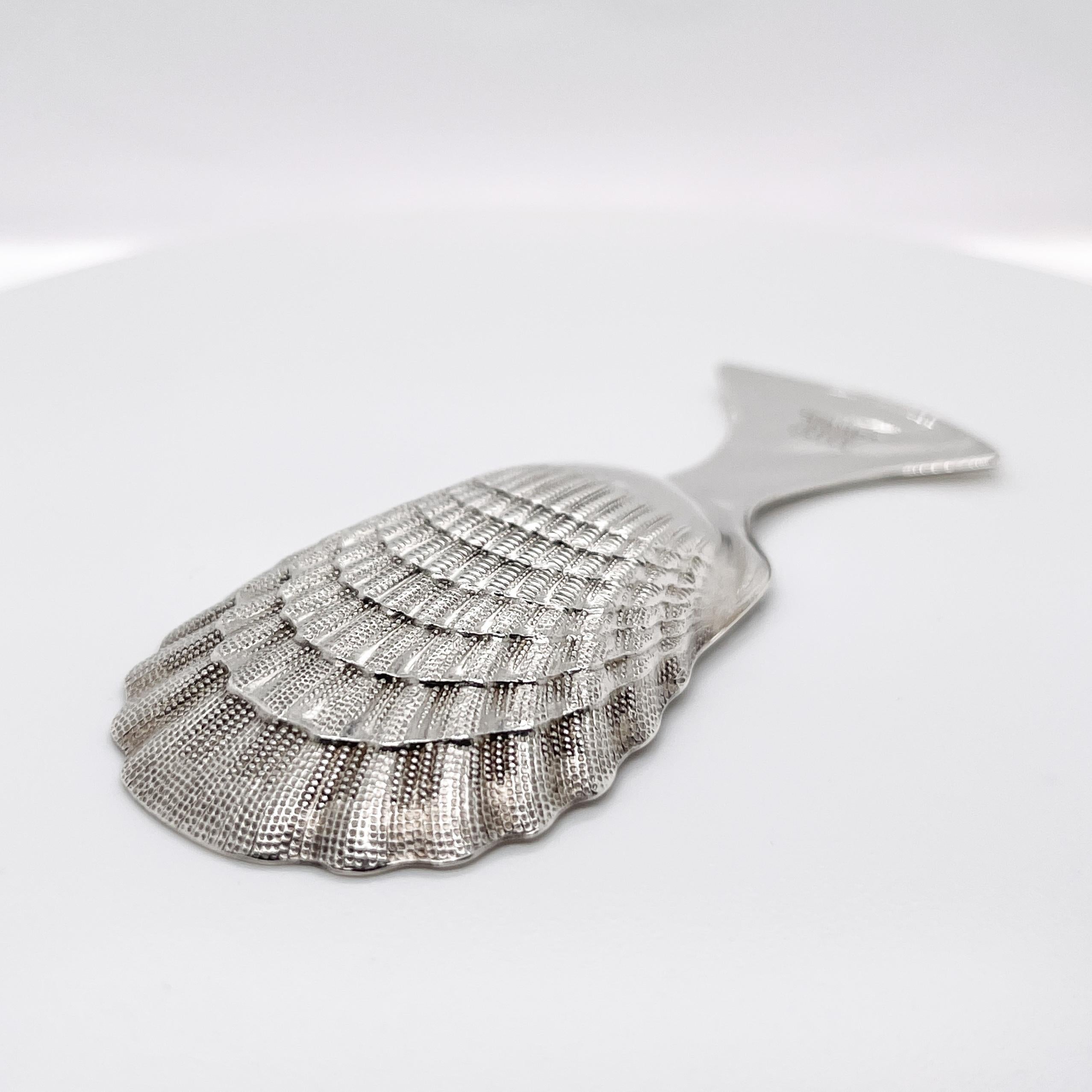 Vintage Tiffany & Co. Sterling Silver Shell Shaped Tea Caddy Spoon In Good Condition In Philadelphia, PA