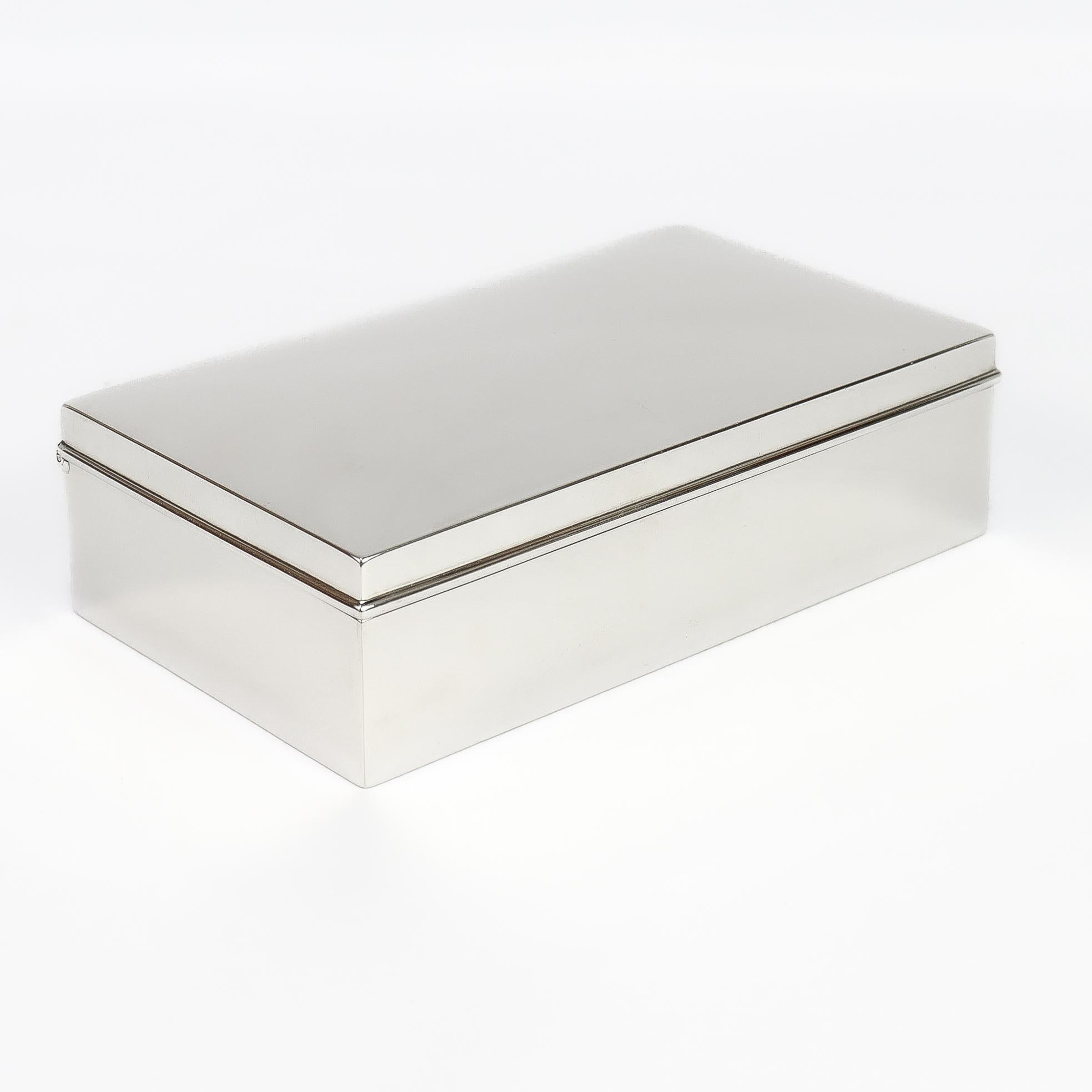 Mid-Century moderno Tiffany & Co. d'epoca. Scatola in argento 925 e foderata in Wood