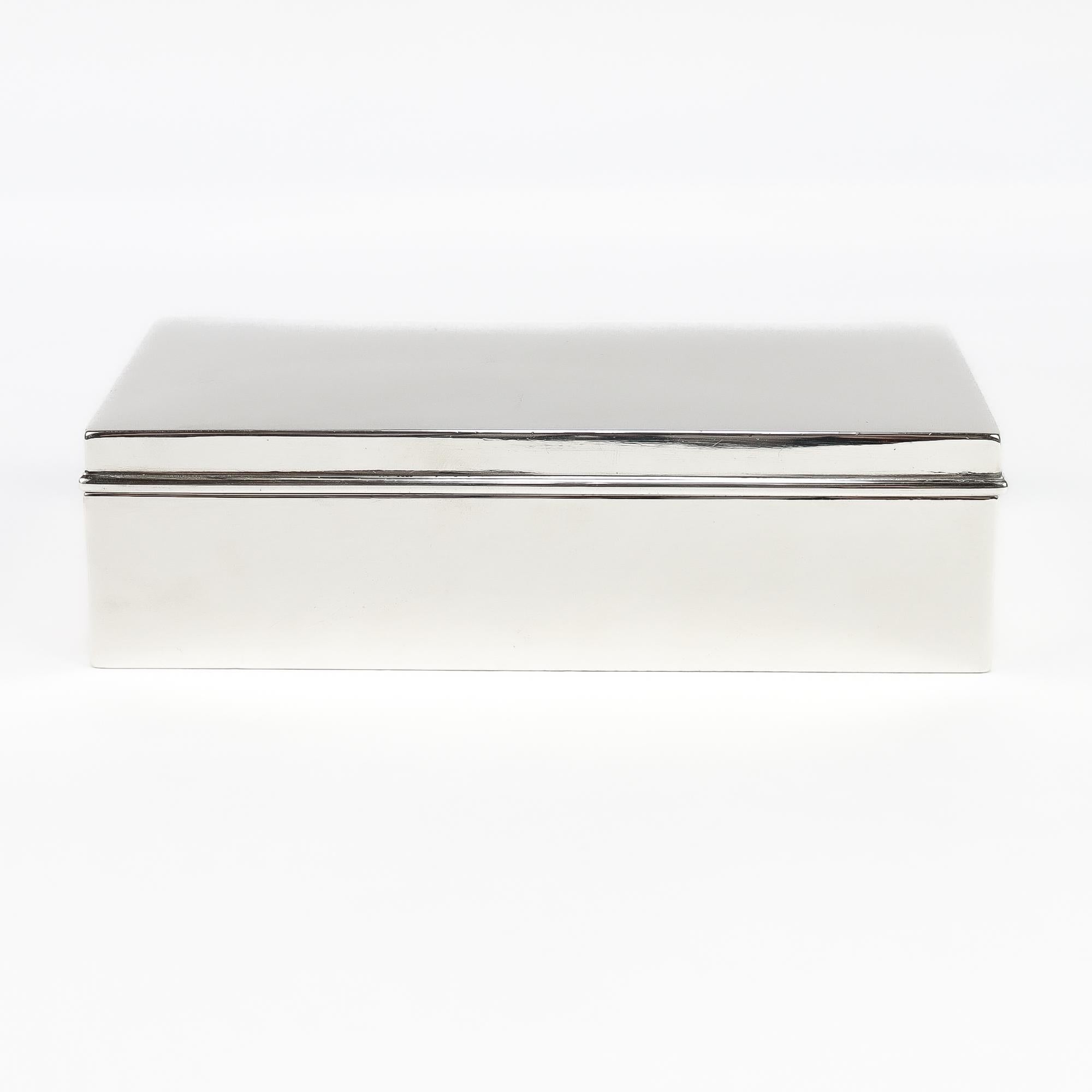 XX secolo Tiffany & Co. d'epoca. Scatola in argento 925 e foderata in Wood