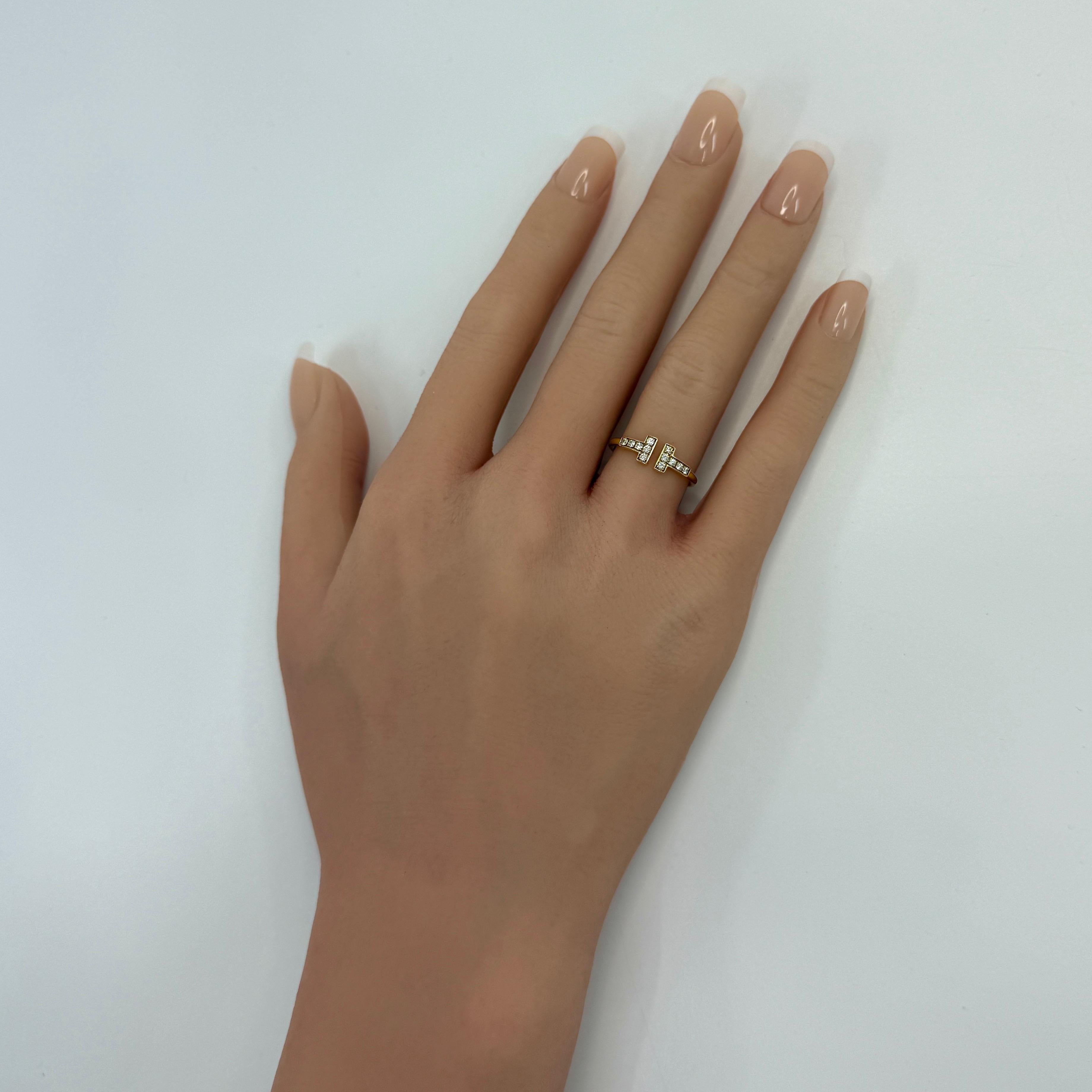Women's Vintage Tiffany & Co. T Wire Diamond 18k Yellow Gold Band Ring With Box EU50 For Sale