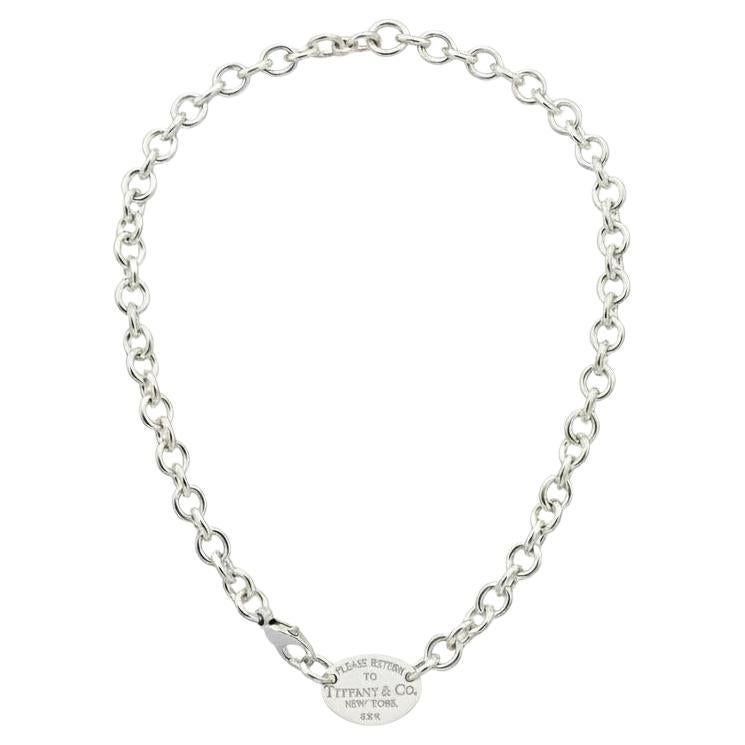 Tiffany & Co. d'epoca. Collana con medaglietta ovale Ultra in argento sterling