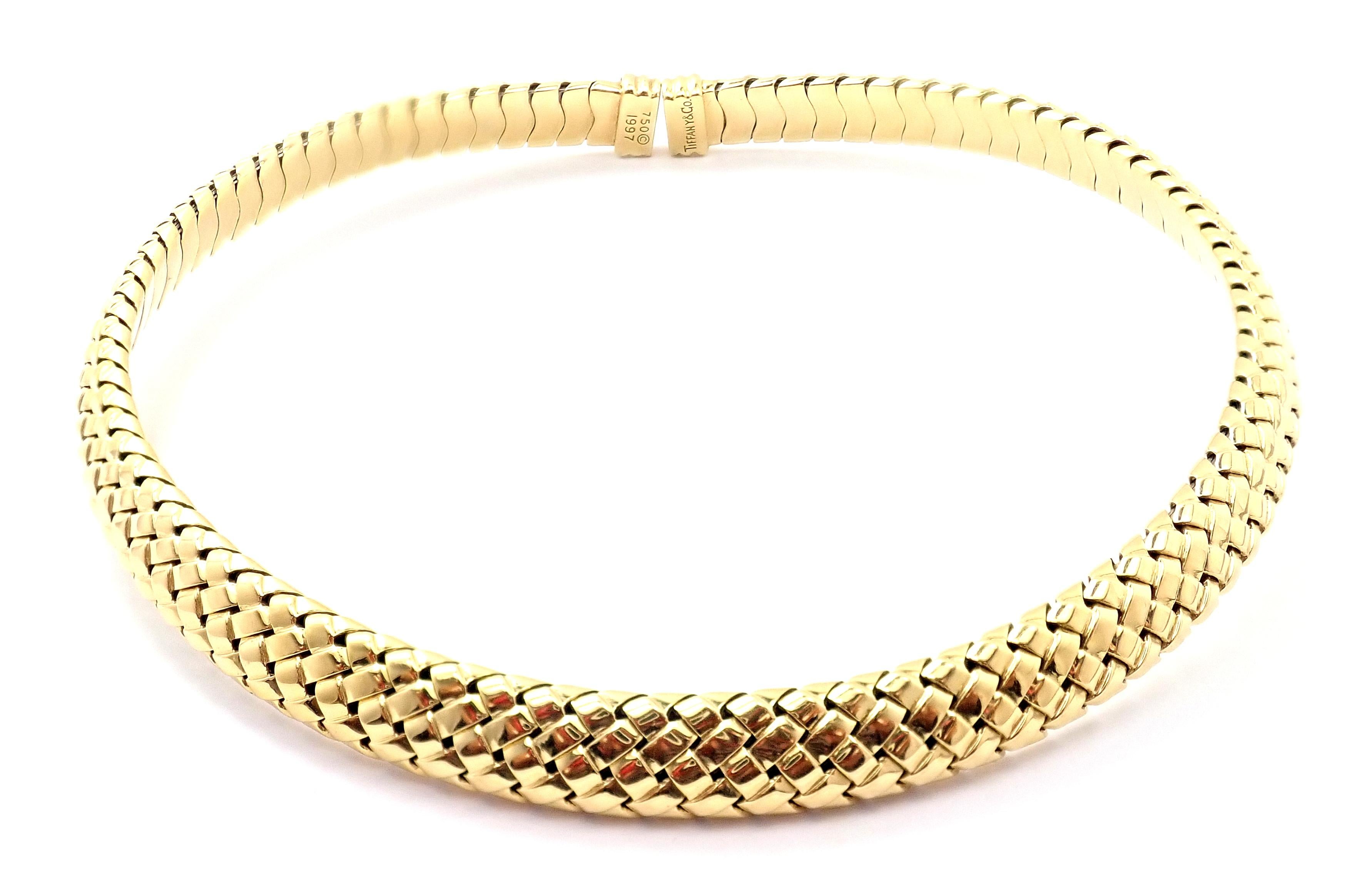 18k Yellow Gold Vintage Vannerie Basket Weave Choker Necklace by Tiffany & Co.
Details:
Weight: 89.2 grams
Dimensions: 10mm
Stamped Hallmarks: Tiffany &Co, 750, 1997
*Free Shipping within the United States*
YOUR PRICE: $10,500
T2979rhte