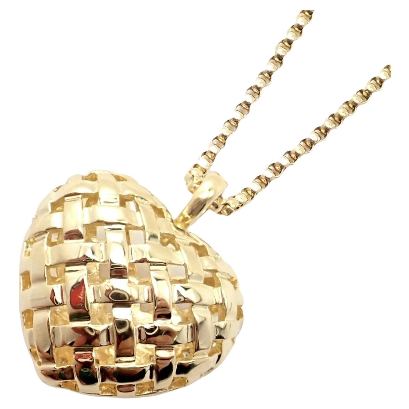Vintage Tiffany & Co. Vannerie Basket Weave Yellow Gold Heart Pendant Necklace