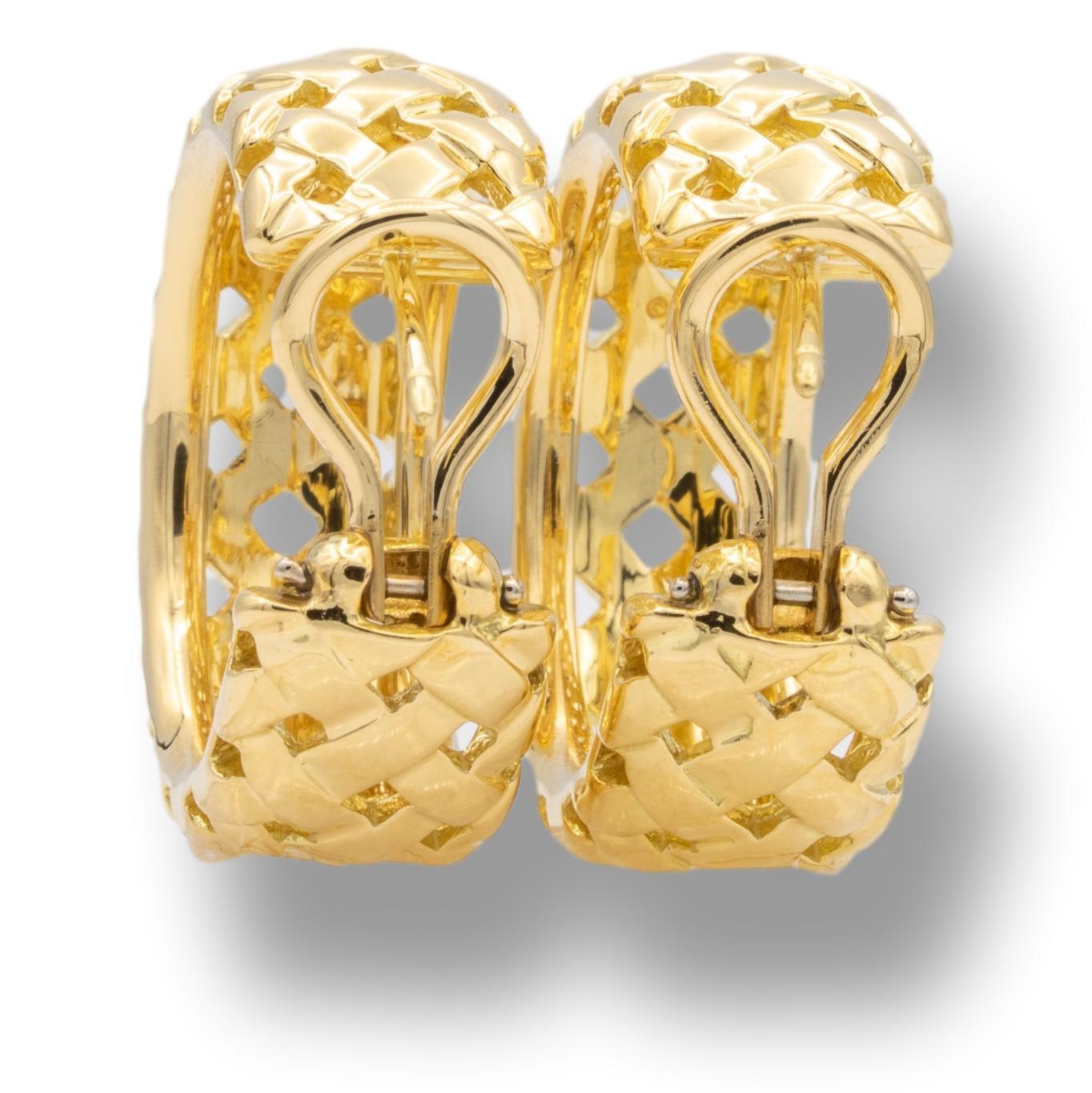 Contemporary Vintage Tiffany & Co. Vannerie Wheat Basket 18K Gold Hoop Earrings, Circa 1990