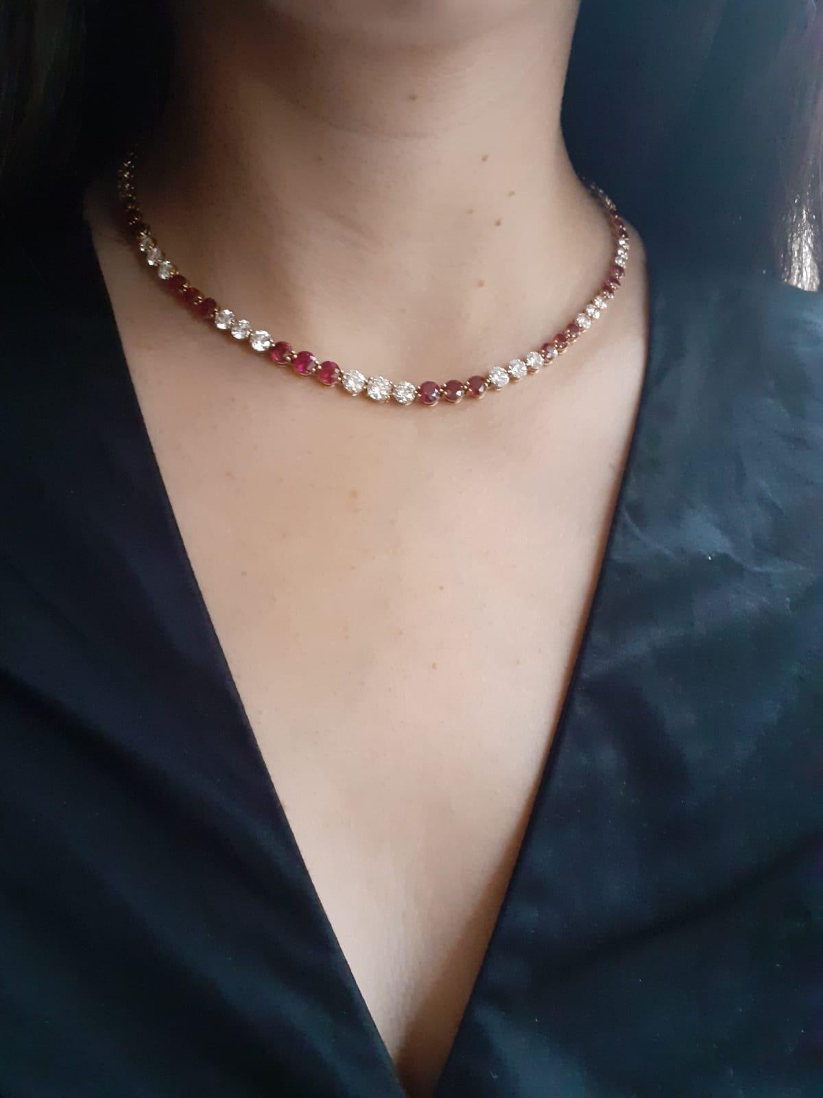 Tiffany & Co Victoria Ruby Diamond Line Necklace in 18 Karat Yellow Gold In Good Condition For Sale In London, GB