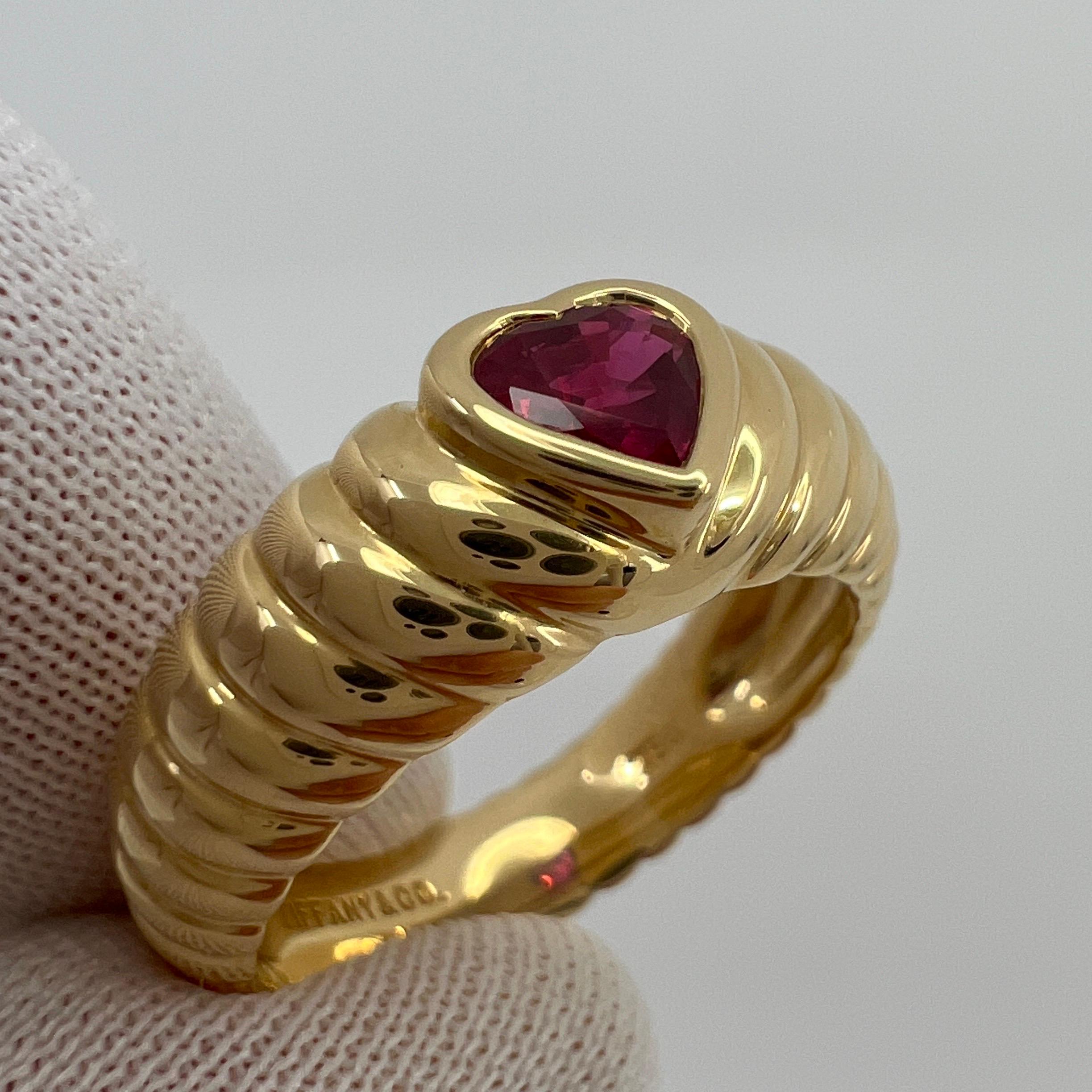 Women's Vintage Tiffany & Co. Vivid Blood Red Ruby Heart Cut 18k Yellow Gold Band Ring For Sale