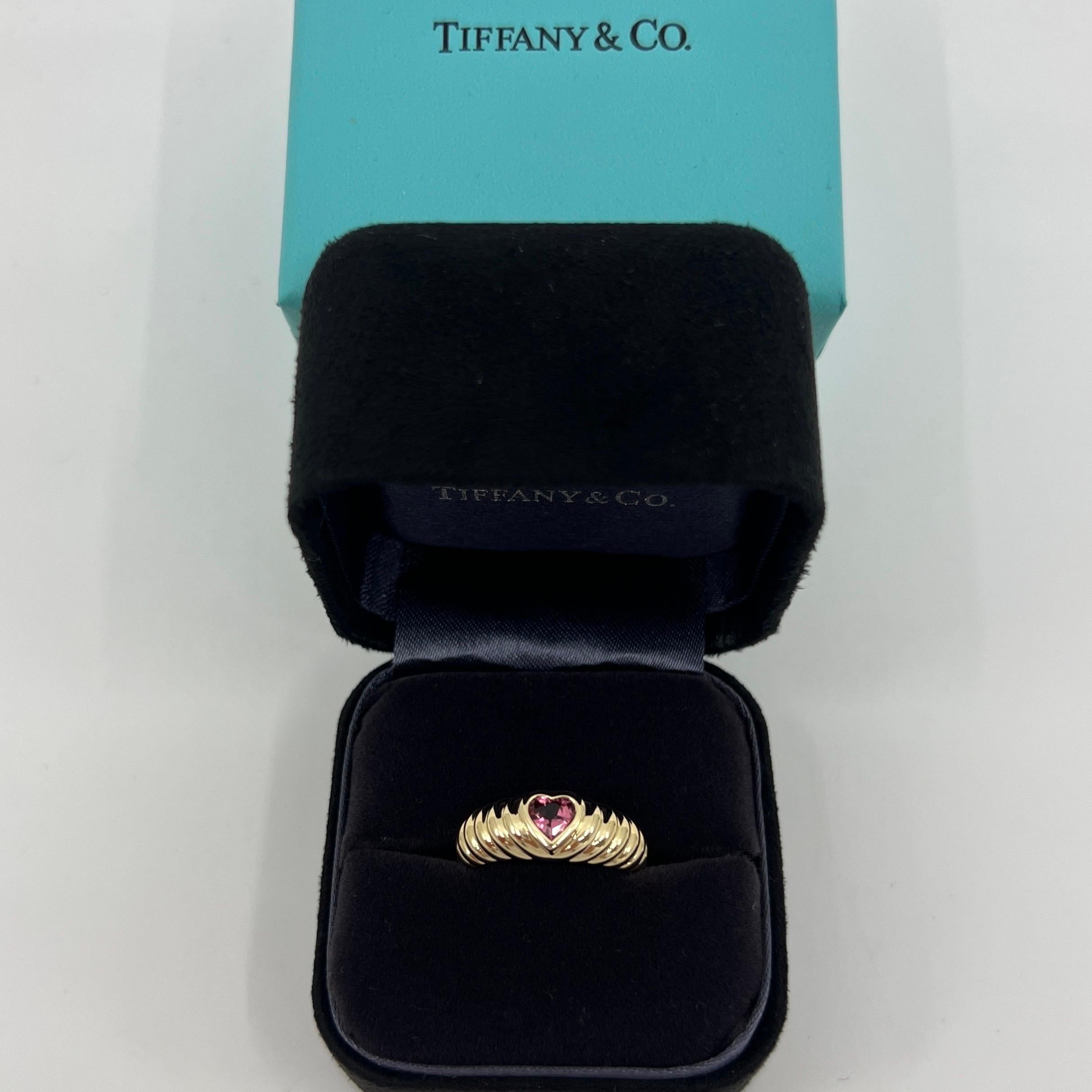Vintage Tiffany & Co. Vivid Pink Tourmaline Heart Cut 18k Yellow Gold Band Ring For Sale 5