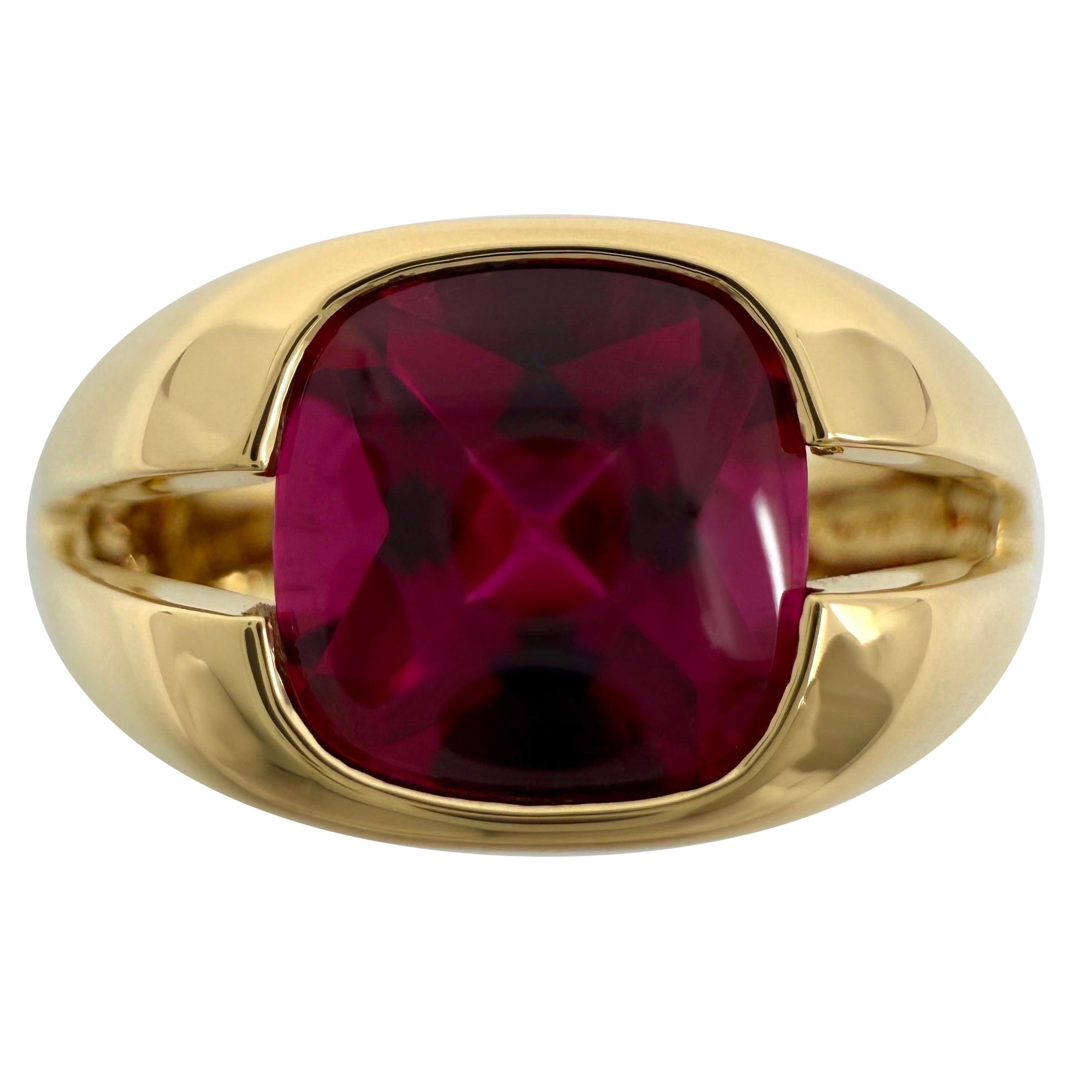 Tiffany & Co. d'epoca. Anello a fascia in oro giallo 18k con tormalina rosa vivida taglio cuore
