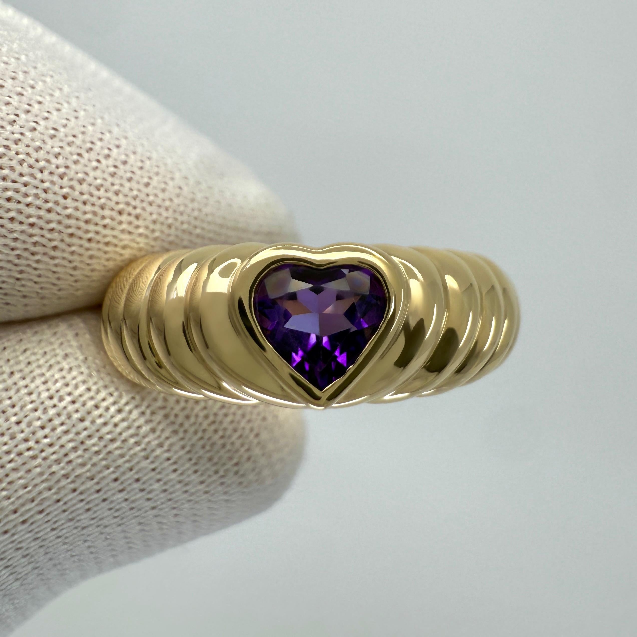 Vintage Tiffany & Co. Bague en or jaune 18k avec améthyste violette taillée en cœur en vente 1