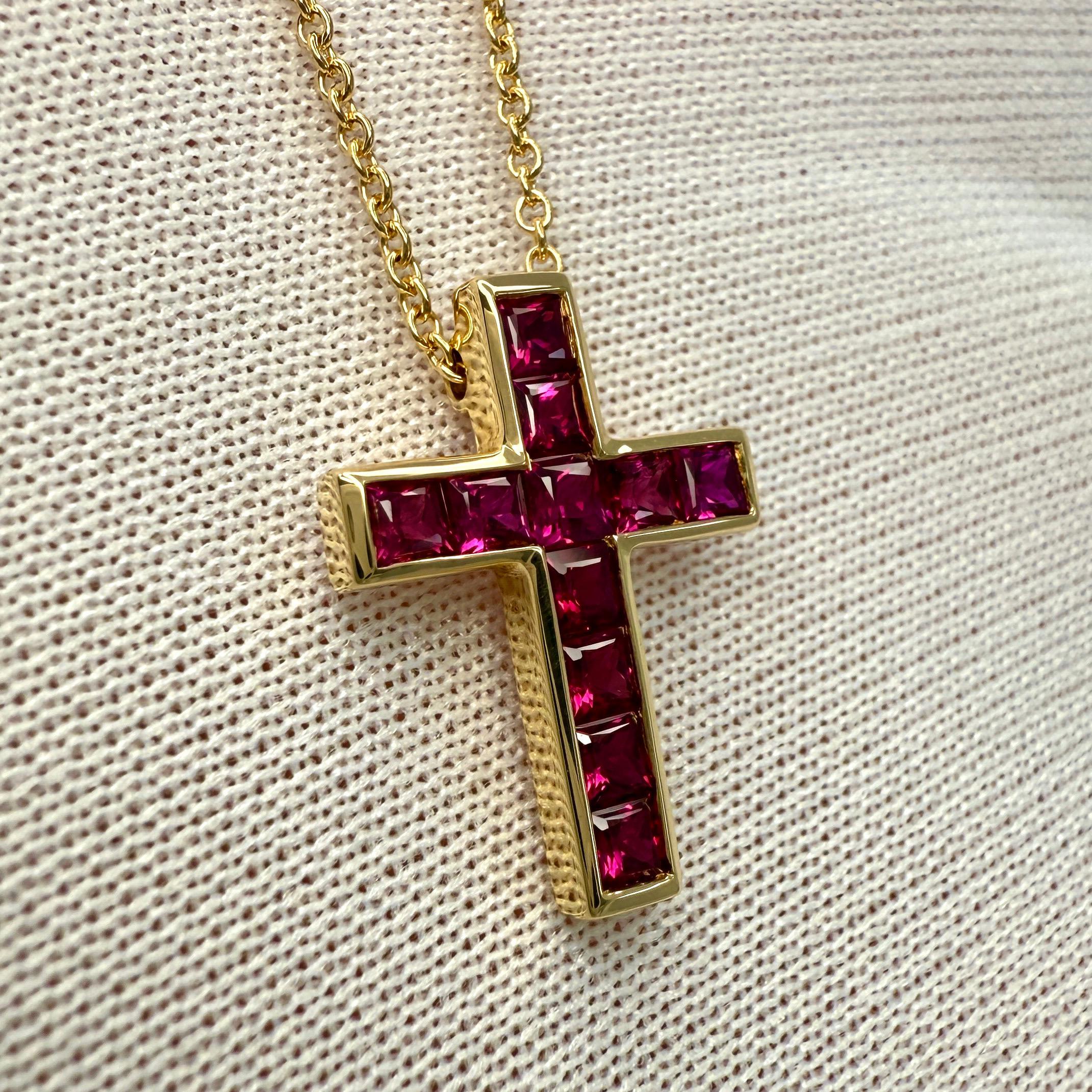 Vintage Tiffany & Co. Vivid Red Ruby 18k Yellow Gold Cross Pendant Necklace In Excellent Condition For Sale In Birmingham, GB