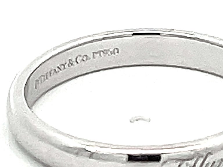 Vintage Tiffany and Co. Wedding Band Ring in Platinum For Sale at 1stDibs