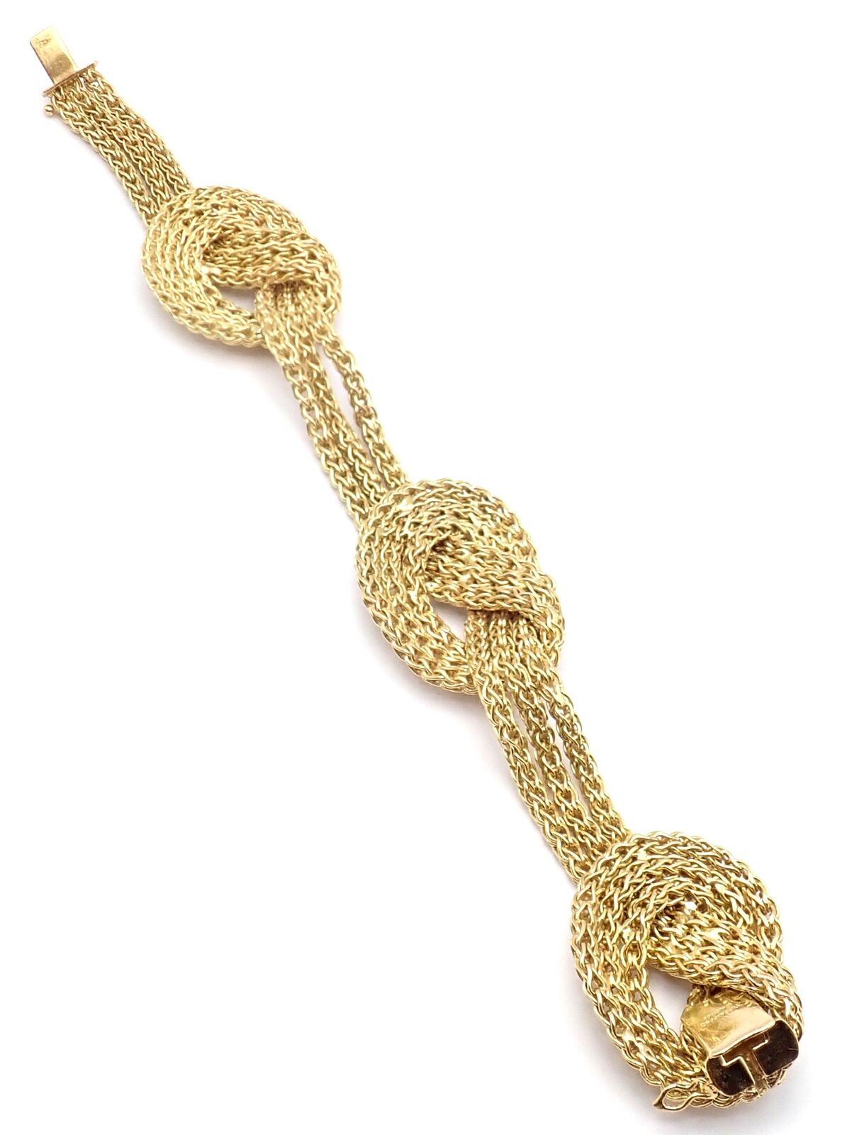 Vintage Tiffany & Co Woven Knot Yellow Gold Link Bracelet In Excellent Condition For Sale In Holland, PA