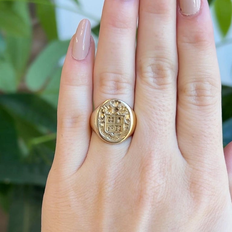 Tiffany Signet Ring 18k Gold Tiffany Men's 18K Yellow Gold Signet