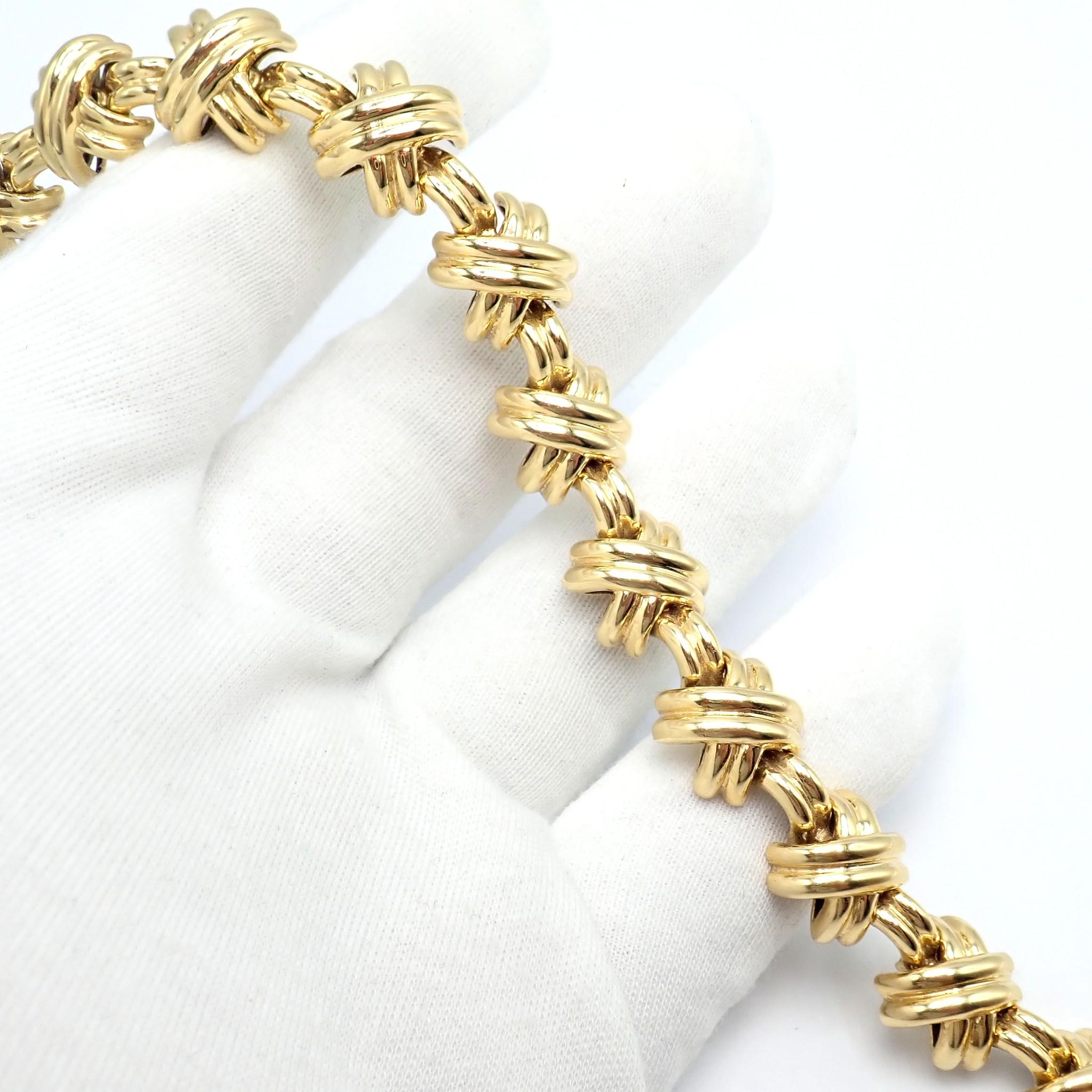 Vintage Tiffany & Co. Collana in oro giallo con firma grande X Classic In condizioni ottime in vendita a Southampton, PA