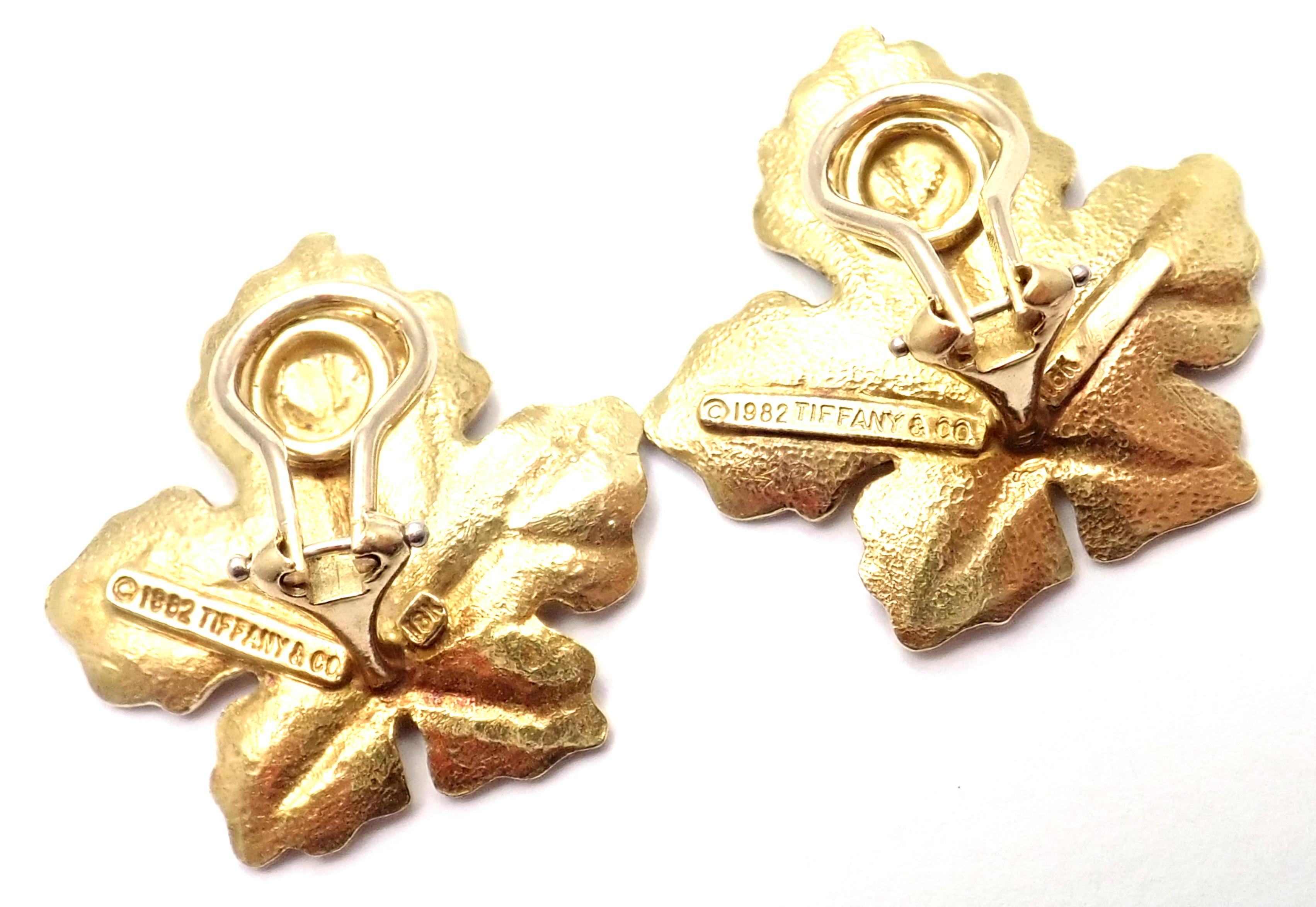 Women's or Men's Vintage Tiffany & Co. Yellow Gold Leaf Earrings