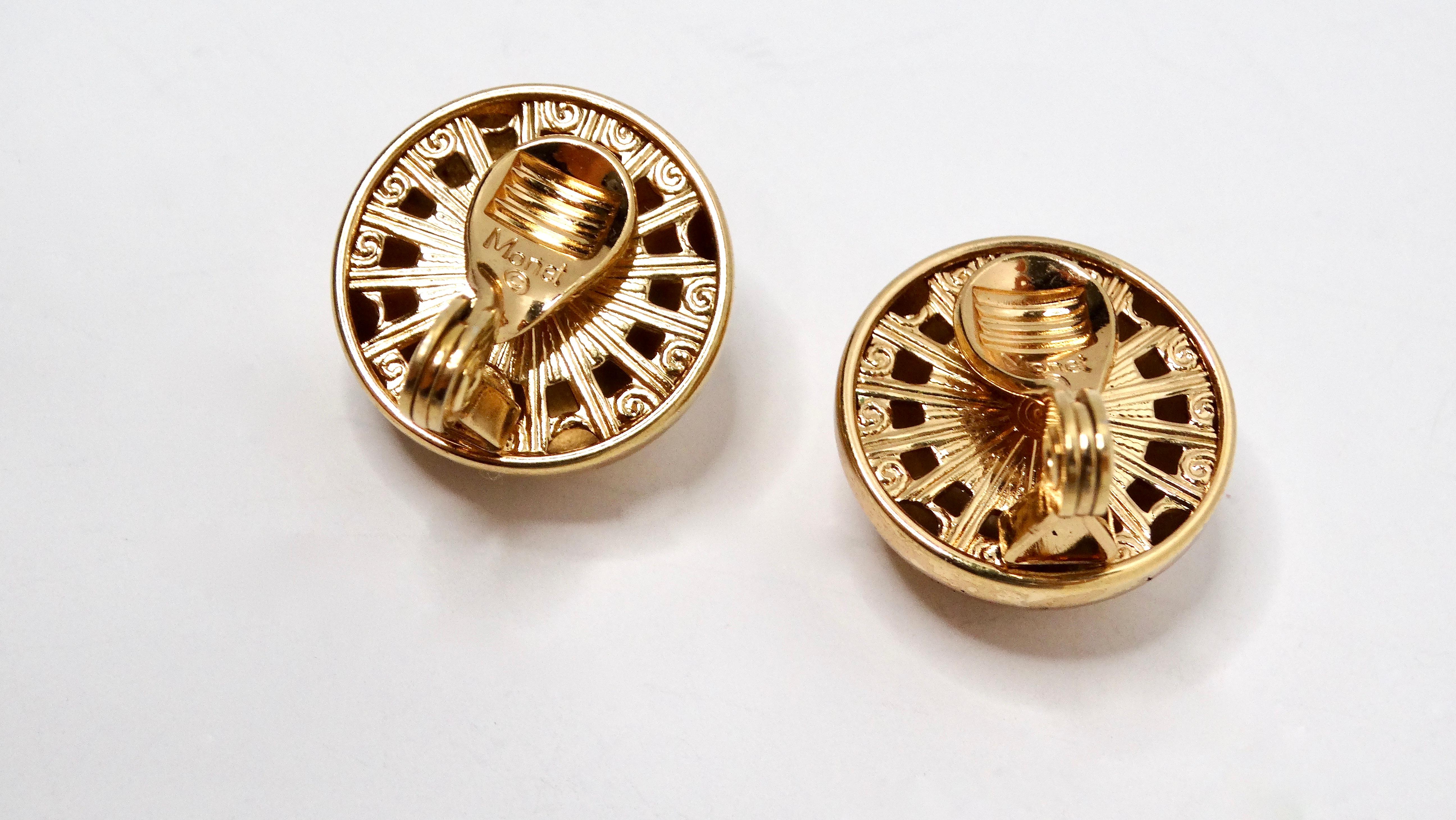 Vintage Tiffany Inspired Monet 14k Gold Plated Round Dome Clip-On Earrings In Good Condition For Sale In Scottsdale, AZ