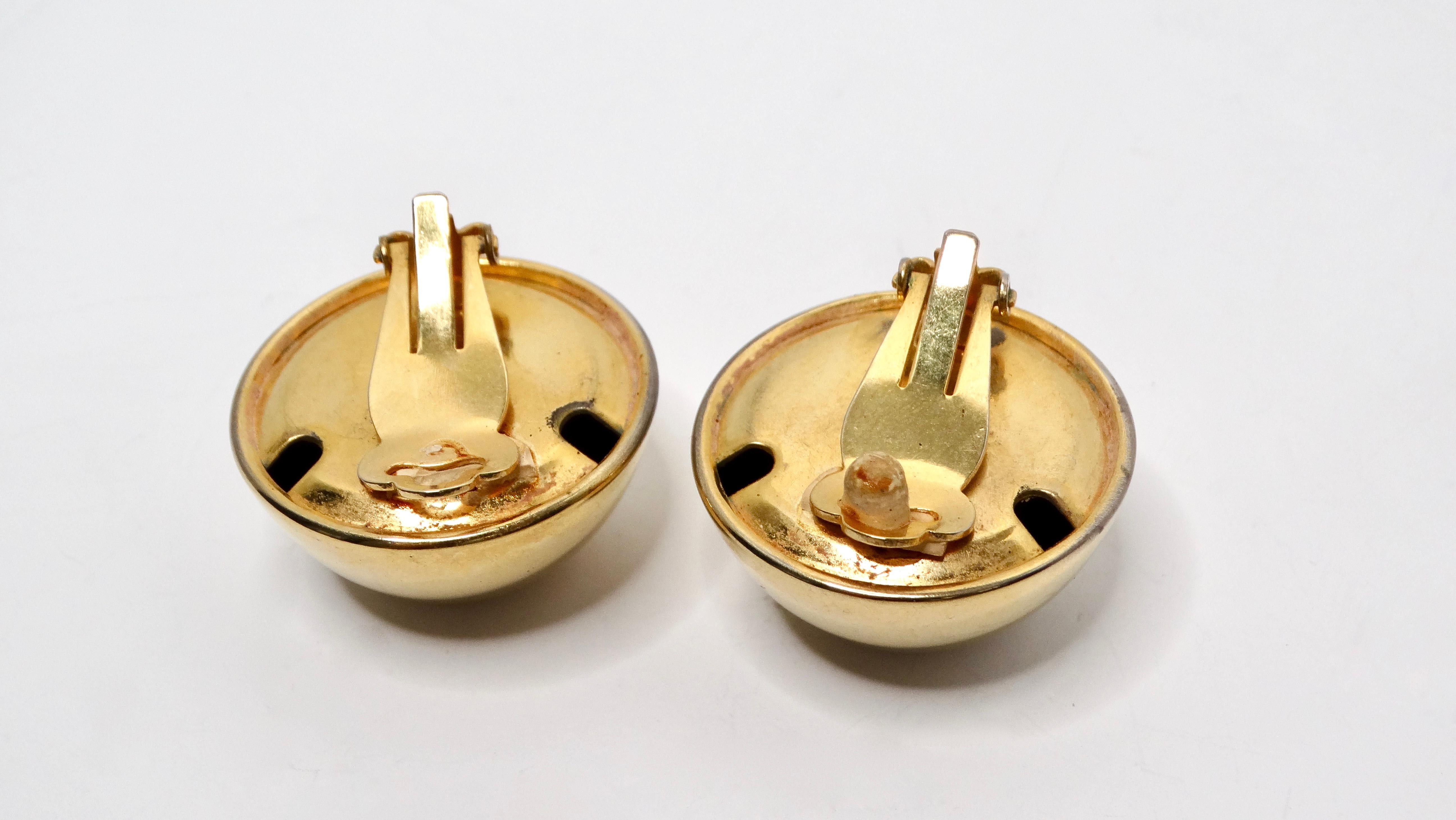 Vintage Tiffany inspiriert Zwei-Ton 14k Gold Dome Clip-On Ohrringe im Zustand „Relativ gut“ im Angebot in Scottsdale, AZ