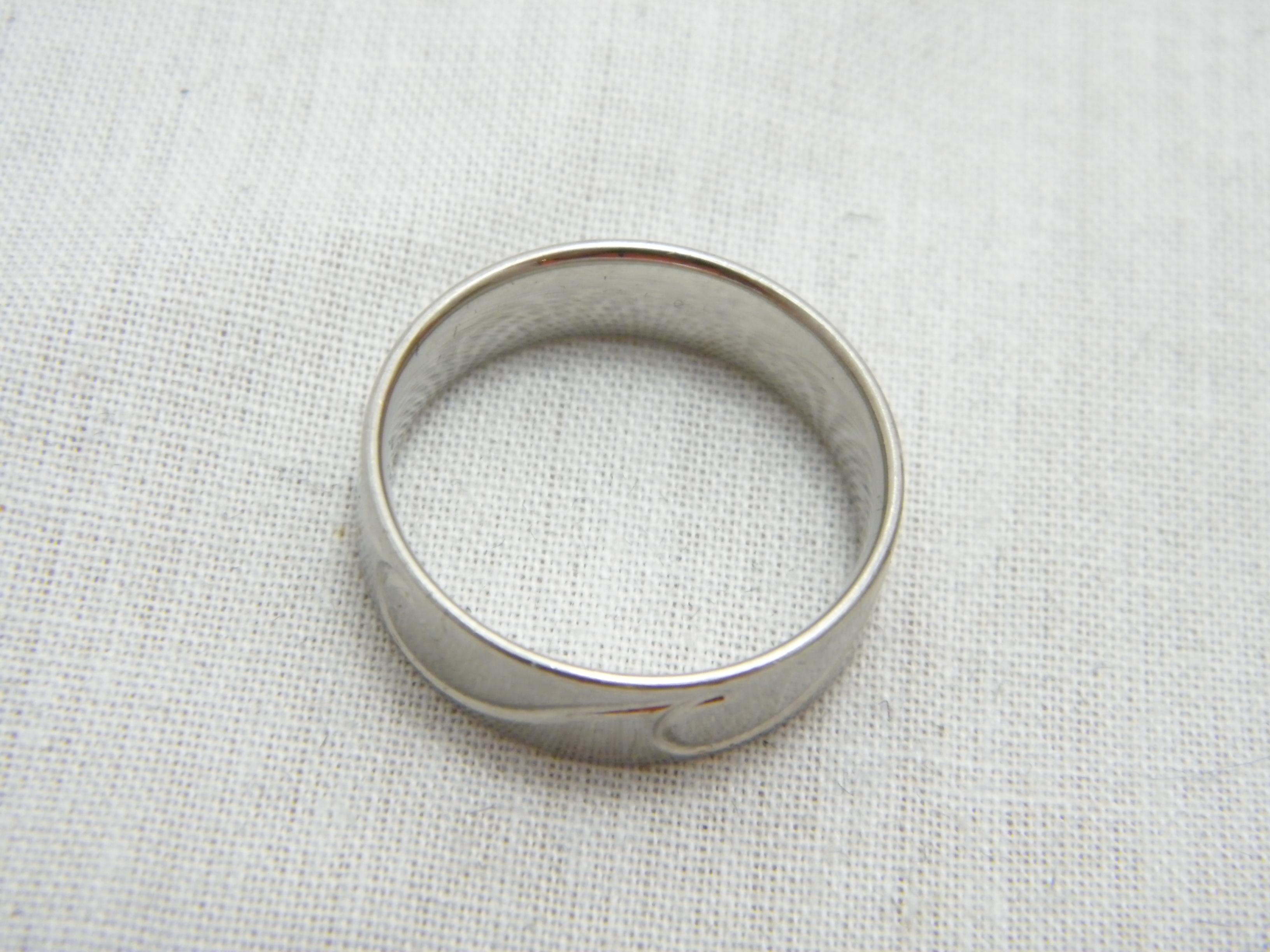 Vintage Tiffany Palladium 6.2mm Wave Ring Size Q1/2 8.5 950 Purity Band T&Co For Sale 1