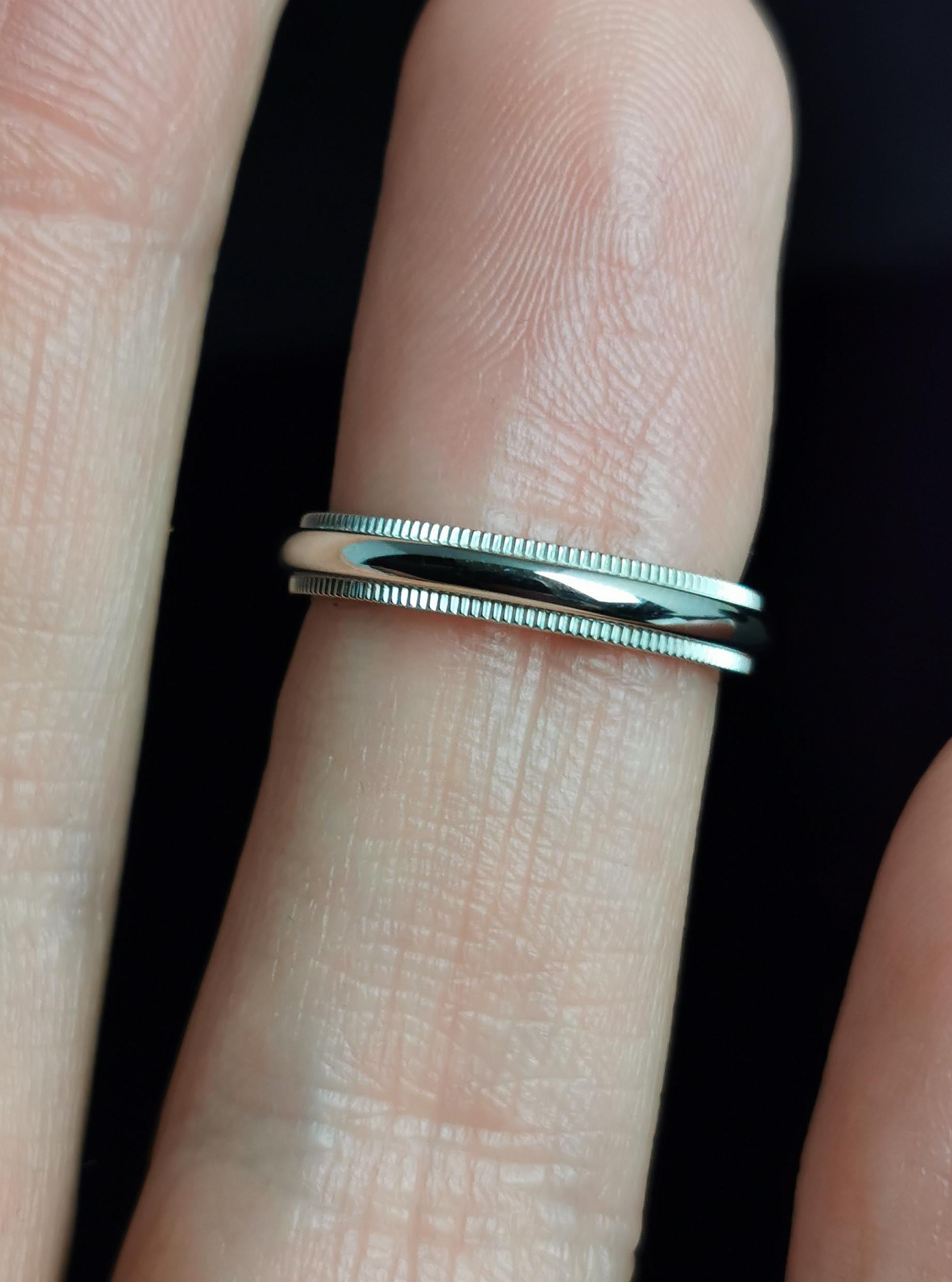 Contemporary Vintage Tiffany Platinum Classic Milgrain Wedding Band Ring, Diamond, Wedding