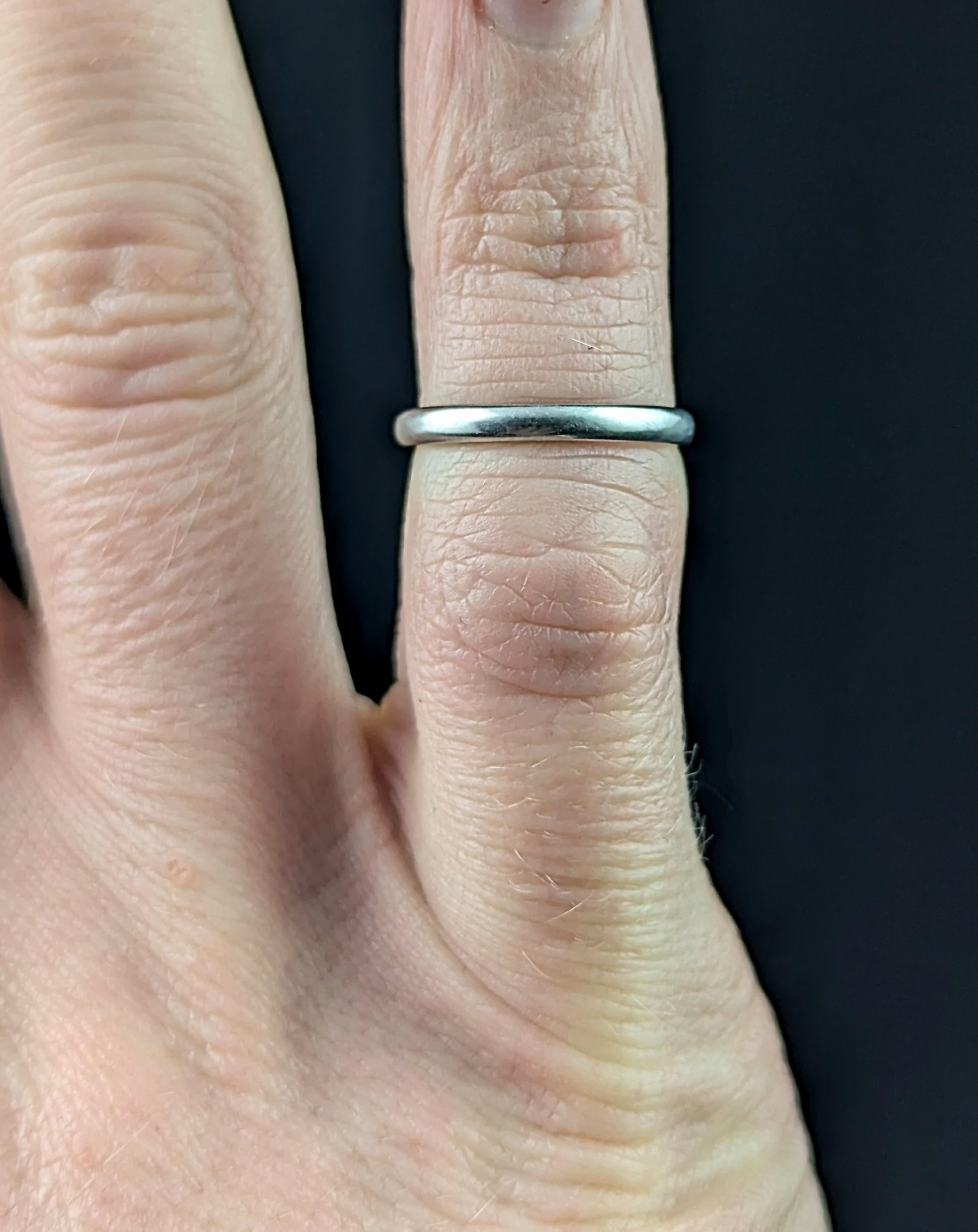 Vintage Tiffany platinum Classic wedding band ring For Sale 2