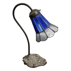 Vintage Tiffany Style Stained Glass Lily Pad Table Lamp