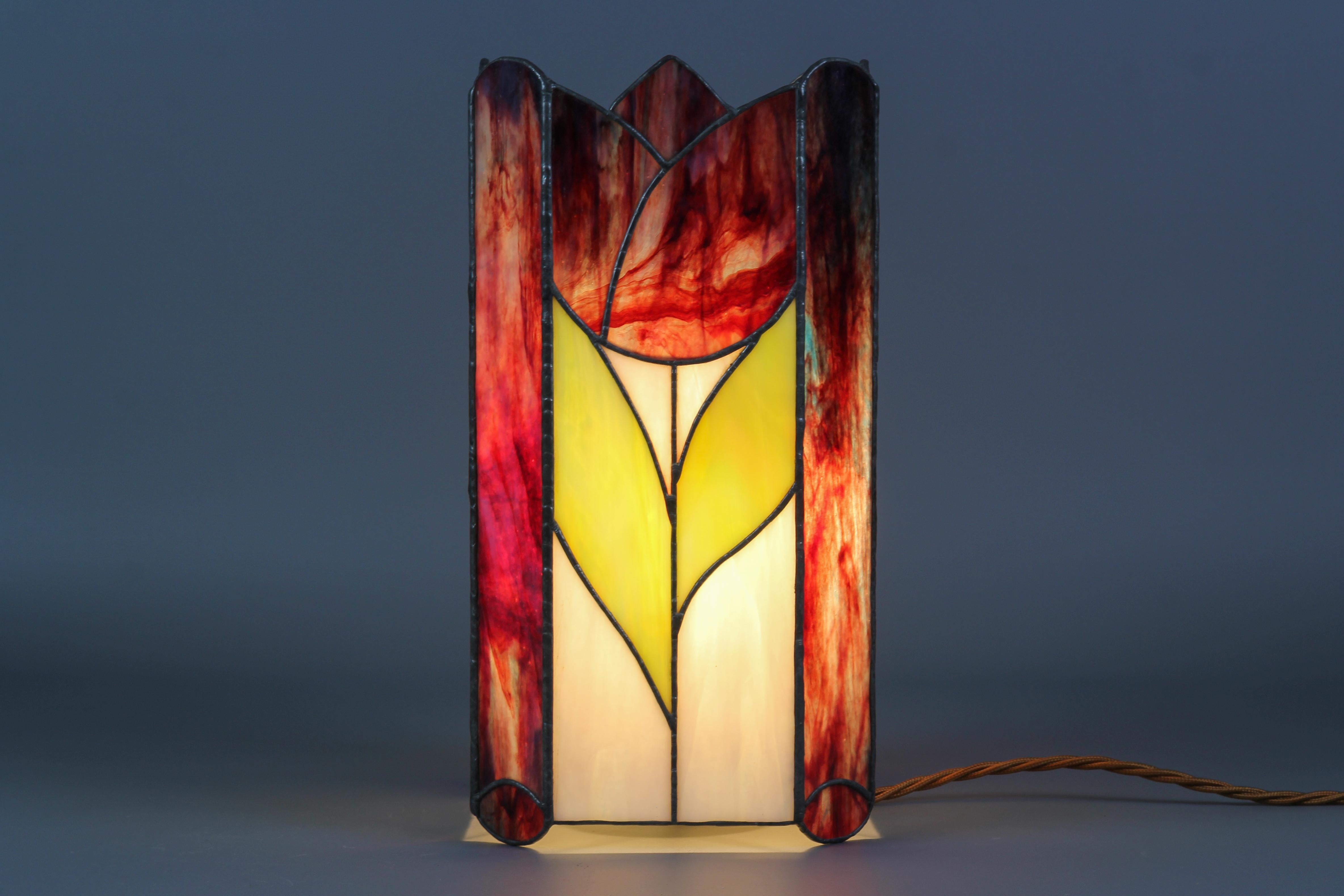 square stained glass lamp