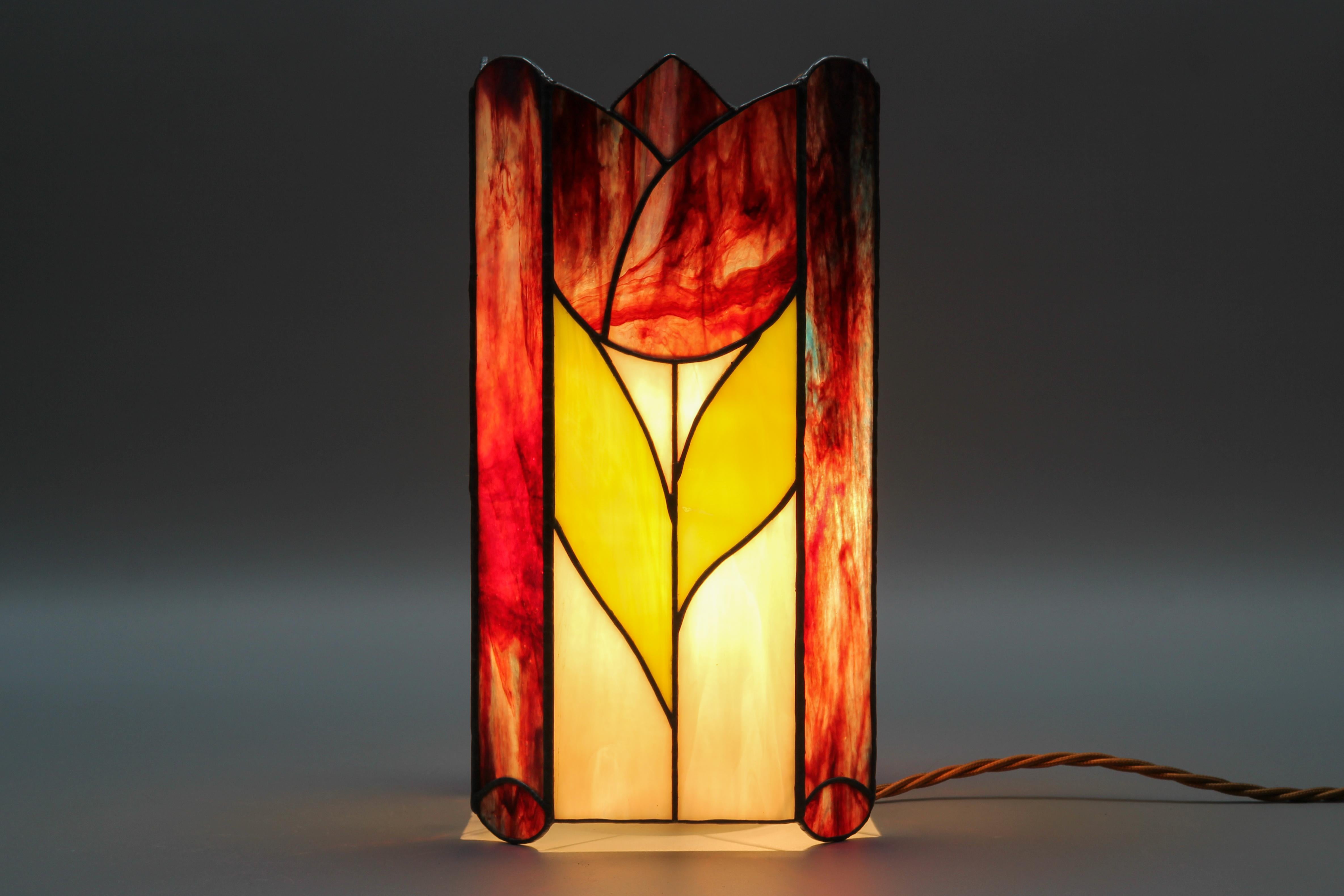 Art Nouveau Vintage Tiffany-Style Stained Glass Square Lamp Tulips