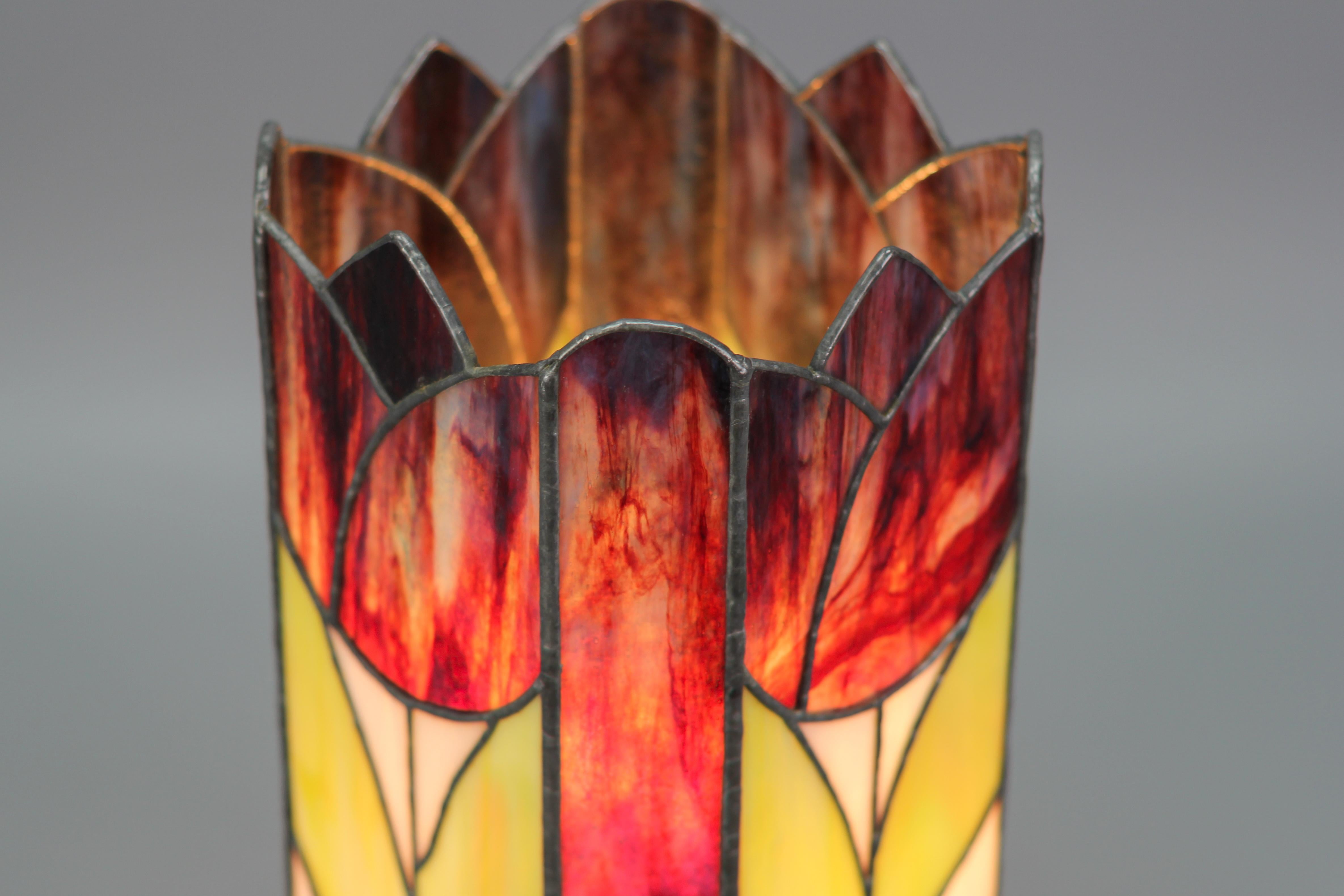 Vintage Tiffany-Style Stained Glass Square Lamp Tulips 1