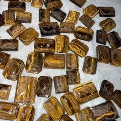 Vintage Tiger Eye Intaglio Cameo Lot de 120 pièces Roman Soldier