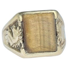 Vintage Tigers Eye and 9 Carat Gold Signet Ring