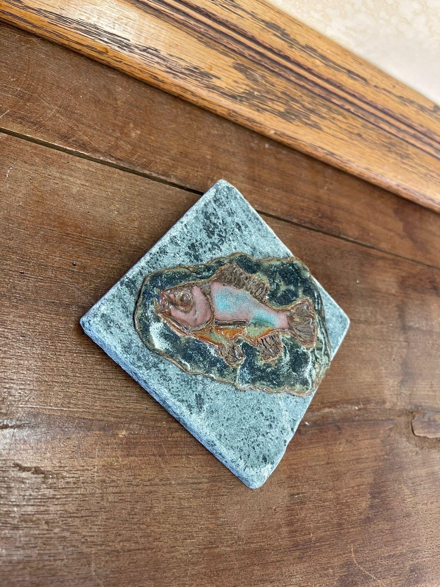 Vintage Tile Decorative Wall Art With Fish Motif. In Good Condition For Sale In Seattle, WA