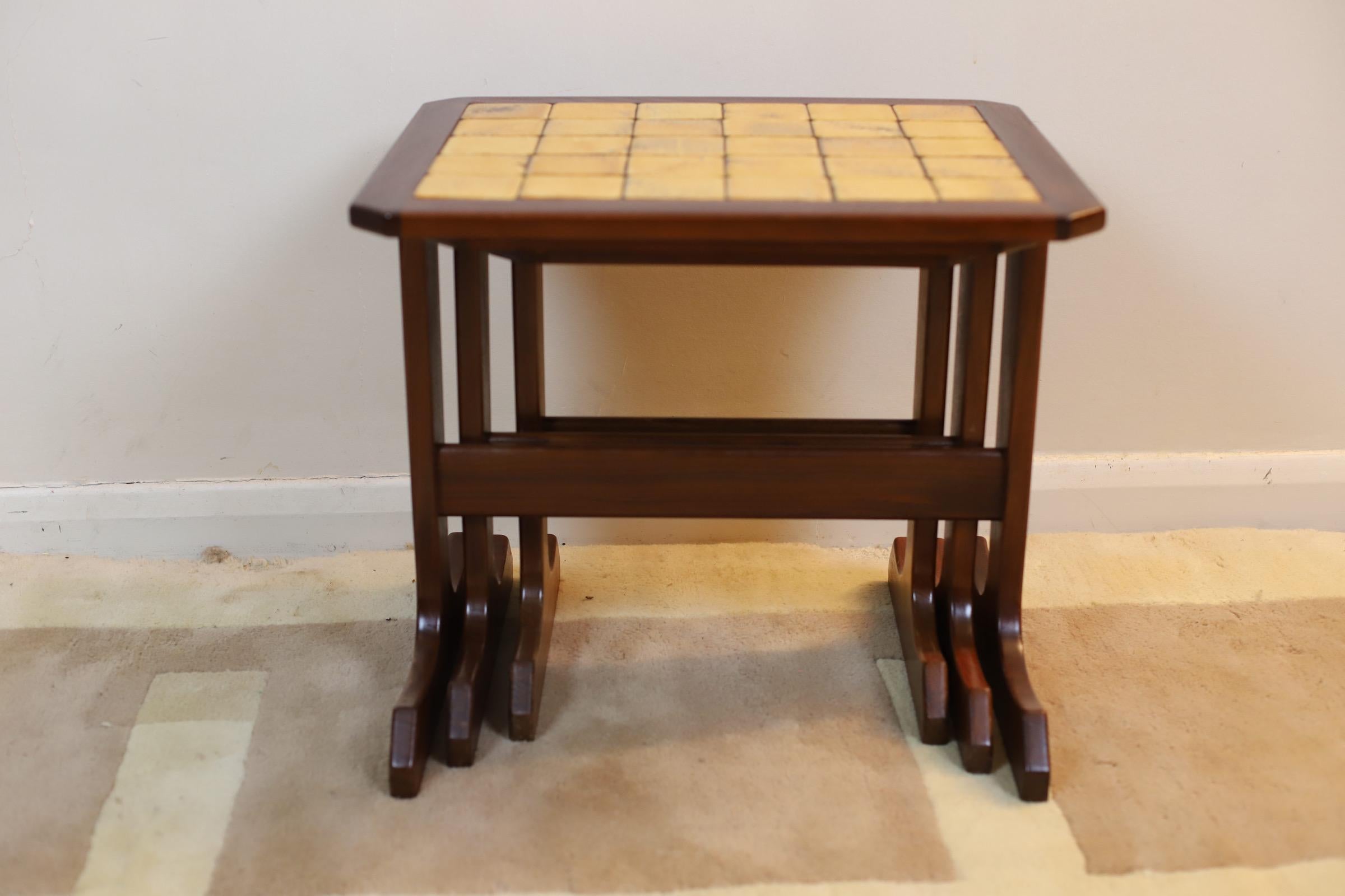 Vintage Tiled Nest of 3 Tables in Teak For Sale 2