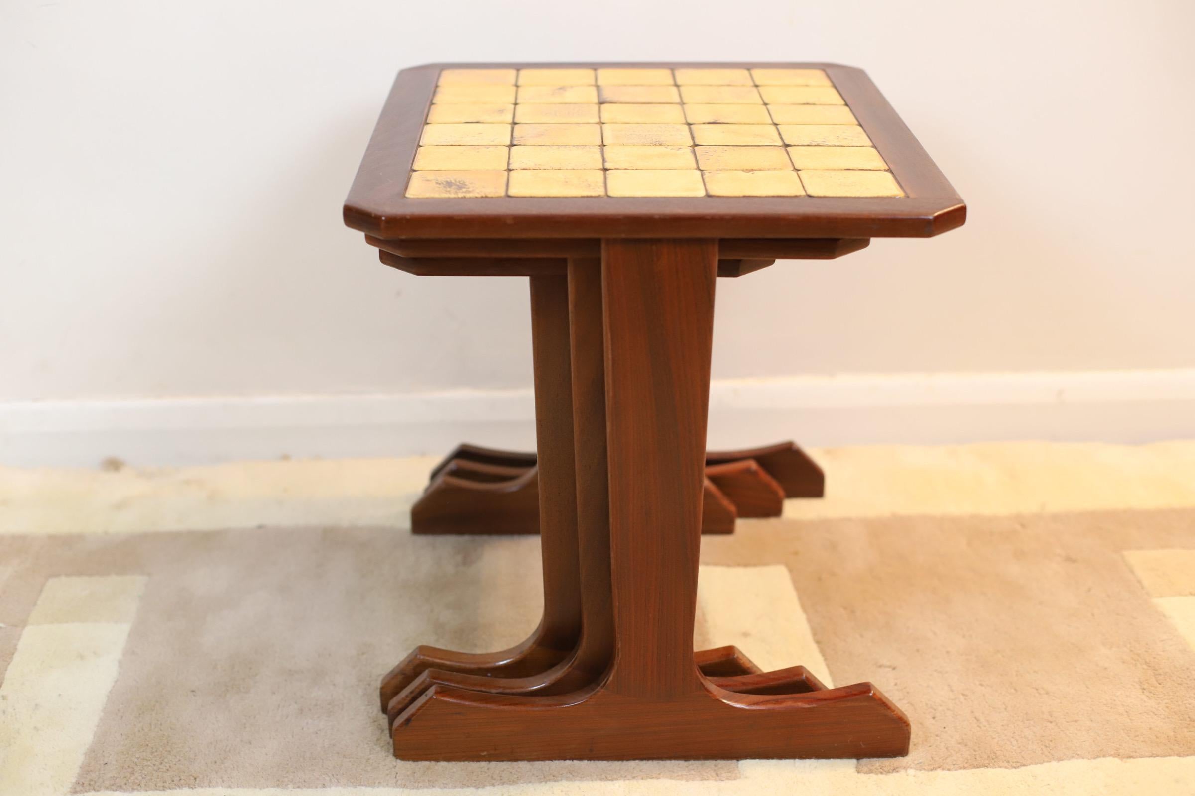 Vintage Tiled Nest of 3 Tables in Teak For Sale 3