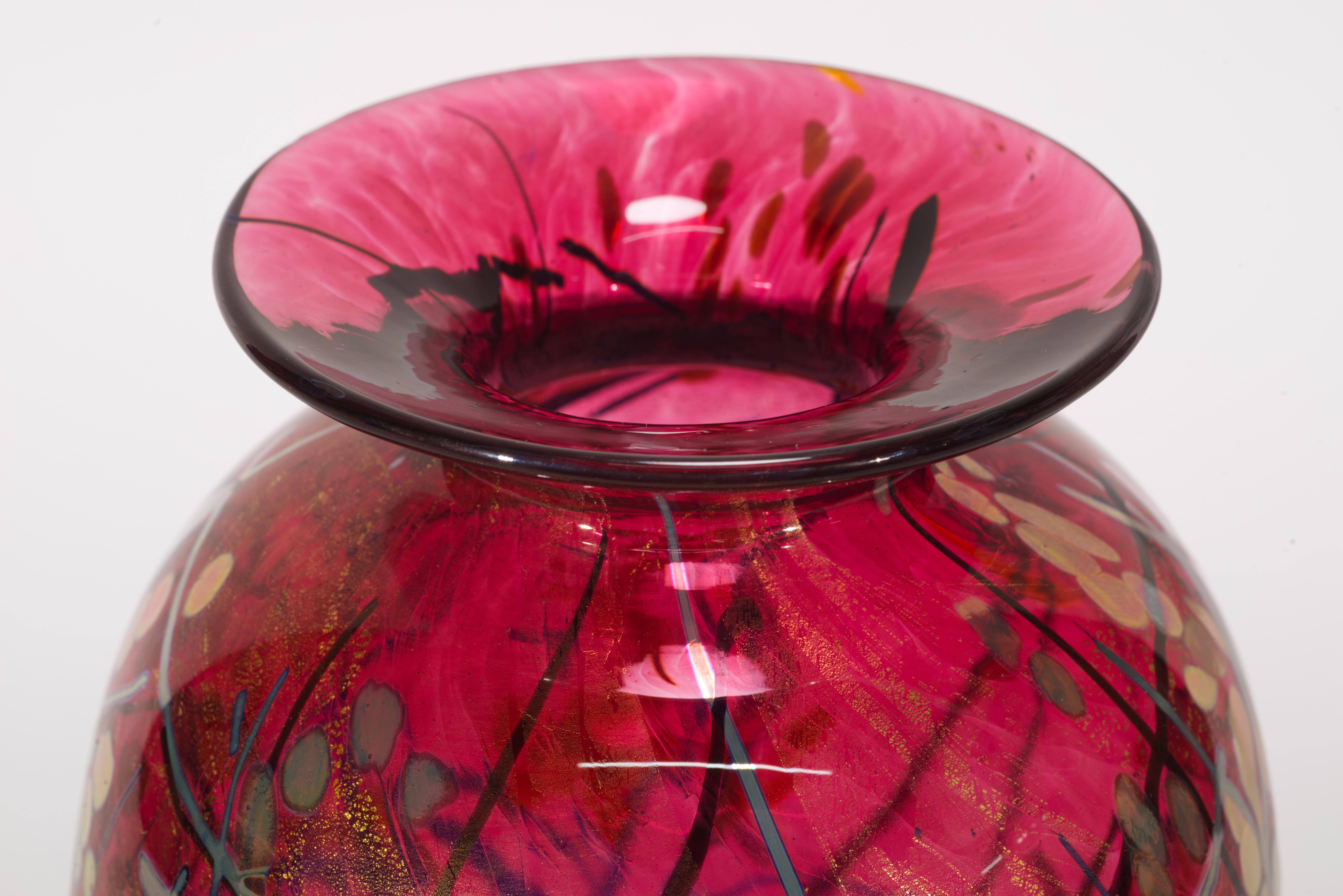 Jarrón rojo sangre de buey Vintage Tim Lazer, American Studio Art Glass, 1971 finales del siglo XX en venta