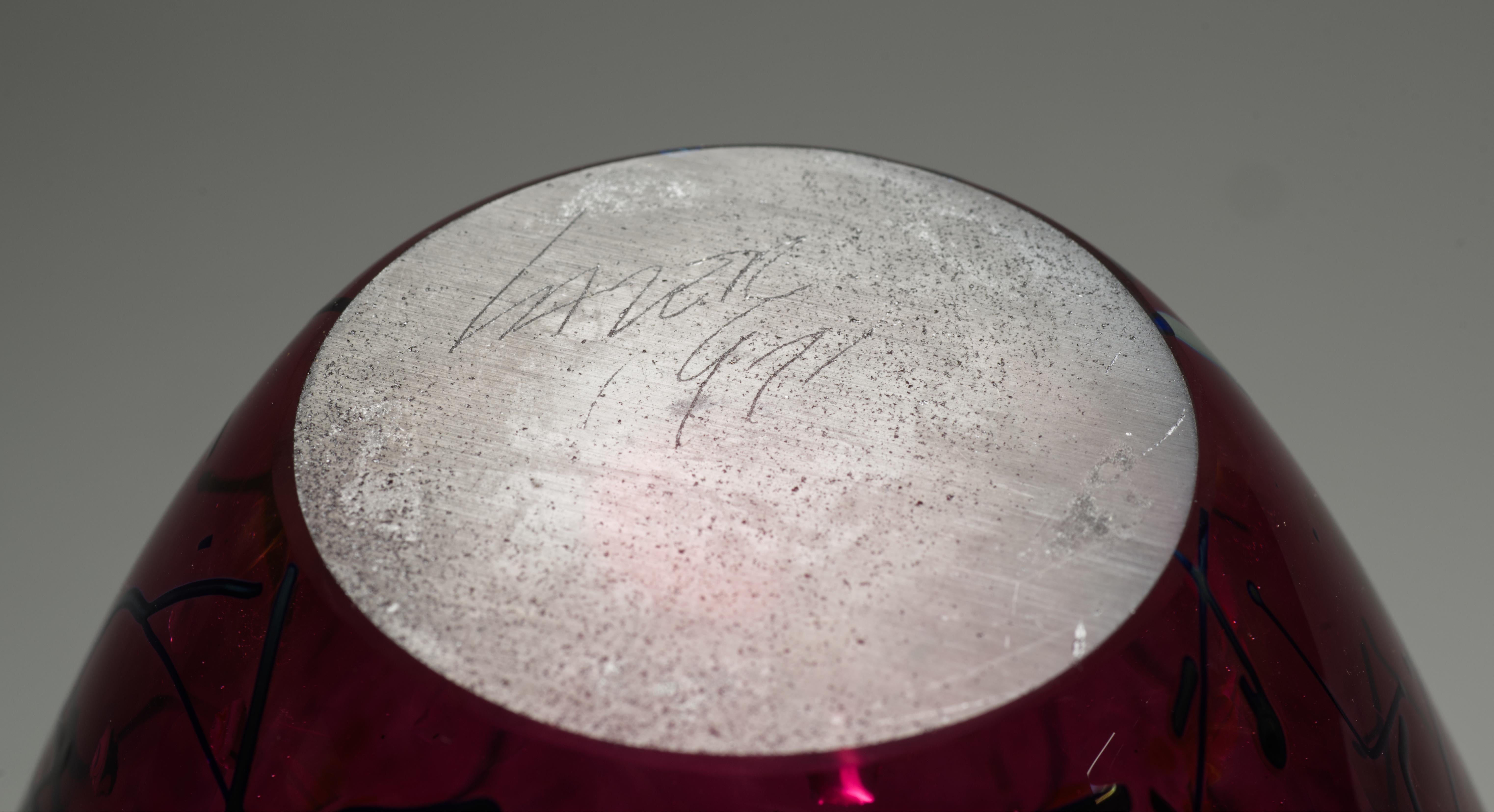 Jarrón rojo sangre de buey Vintage Tim Lazer, American Studio Art Glass, 1971 en venta 1