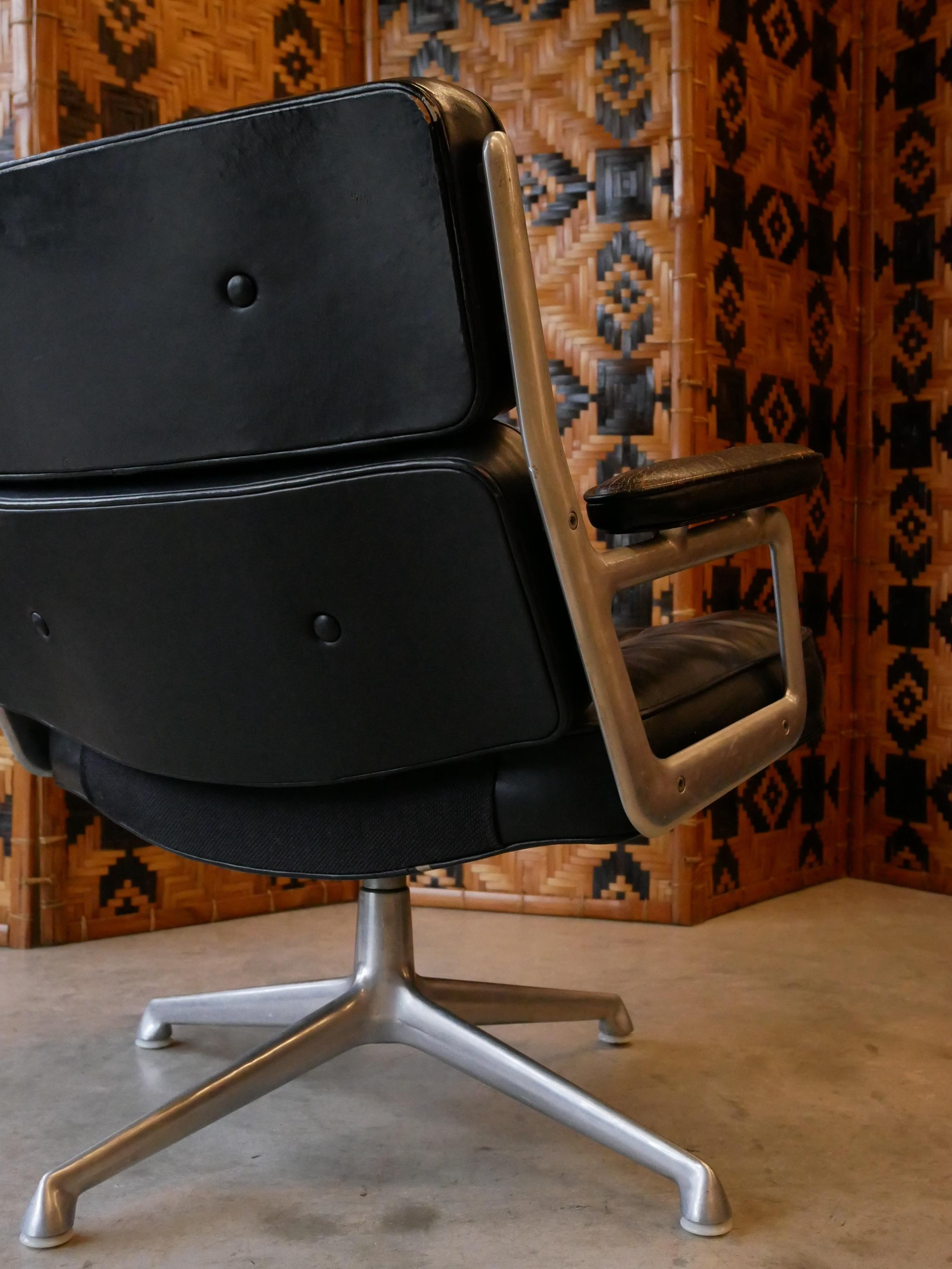 Vintage Time Life Lobby ES105 Stuhl von Charles und Ray Eames für Herman Miller im Angebot 4
