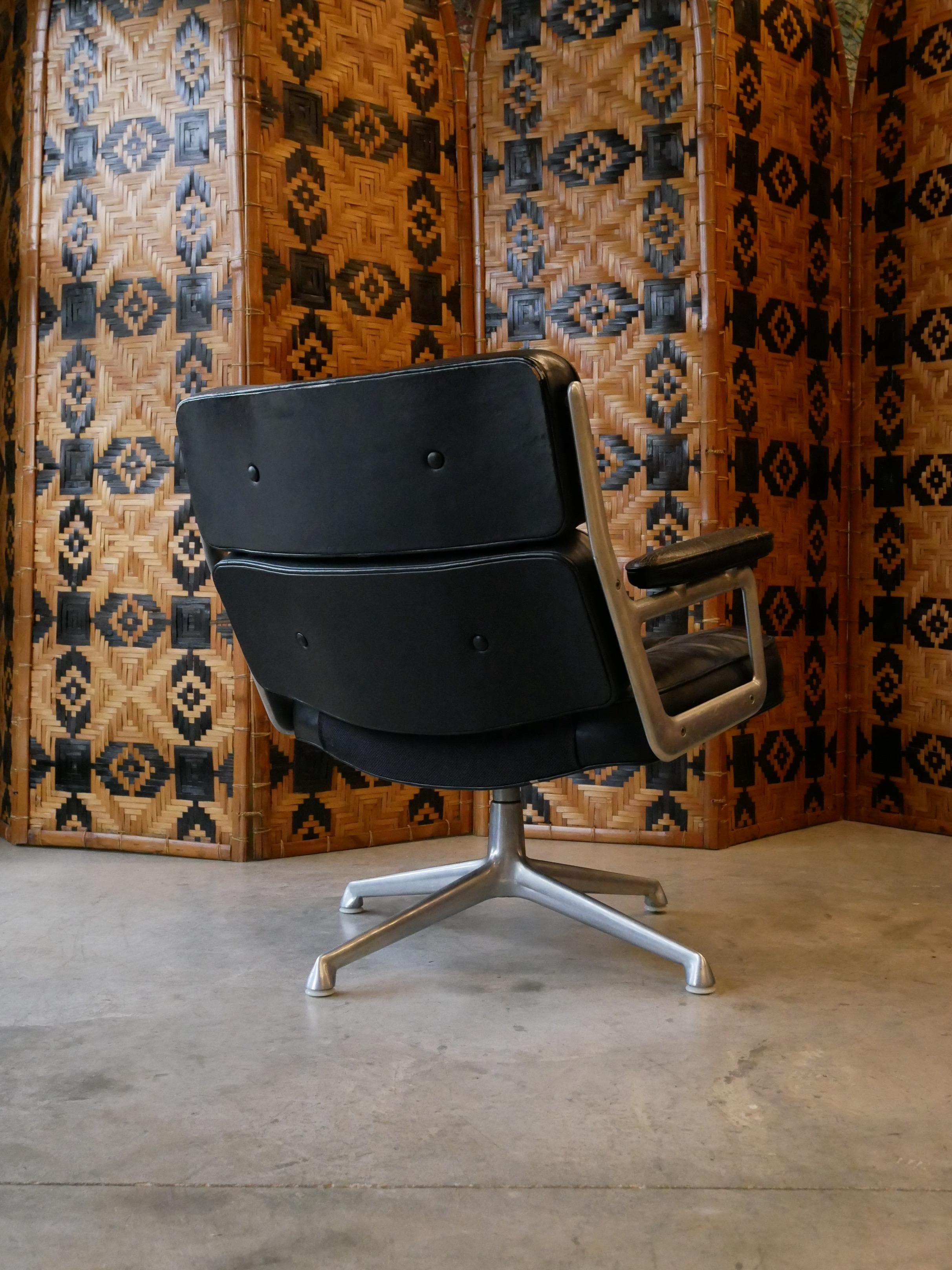 Vintage Time Life Lobby ES105 Stuhl von Charles und Ray Eames für Herman Miller im Angebot 11