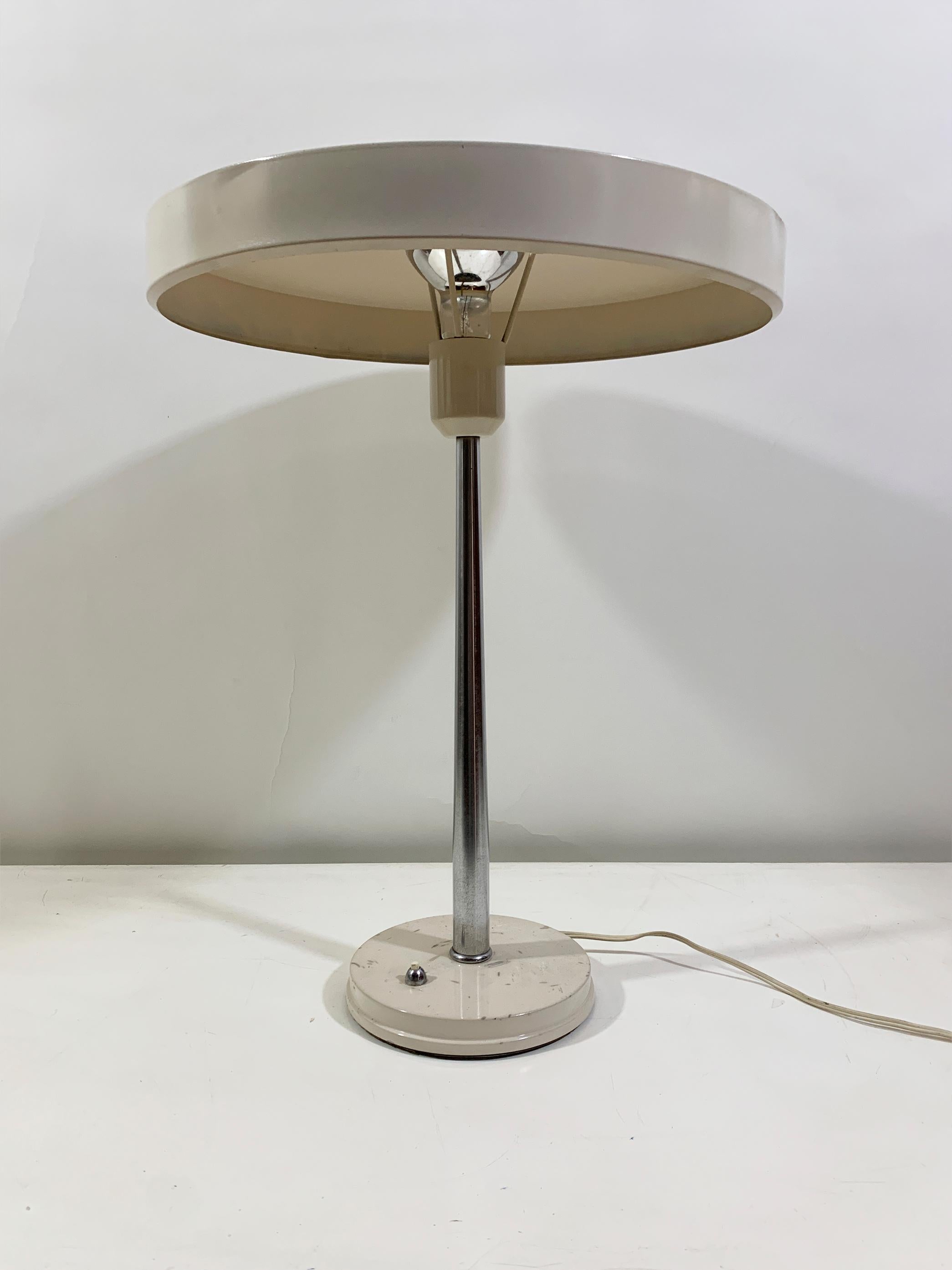 Néerlandais Lampe de table Timor de Louis Kalff pour Philips, années 1960 en vente