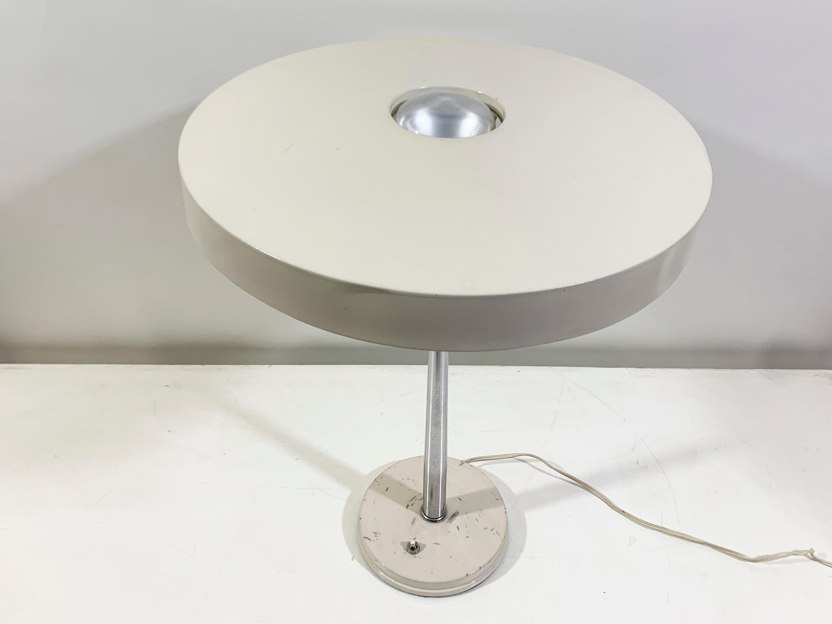 Métal Lampe de table Timor de Louis Kalff pour Philips, années 1960 en vente