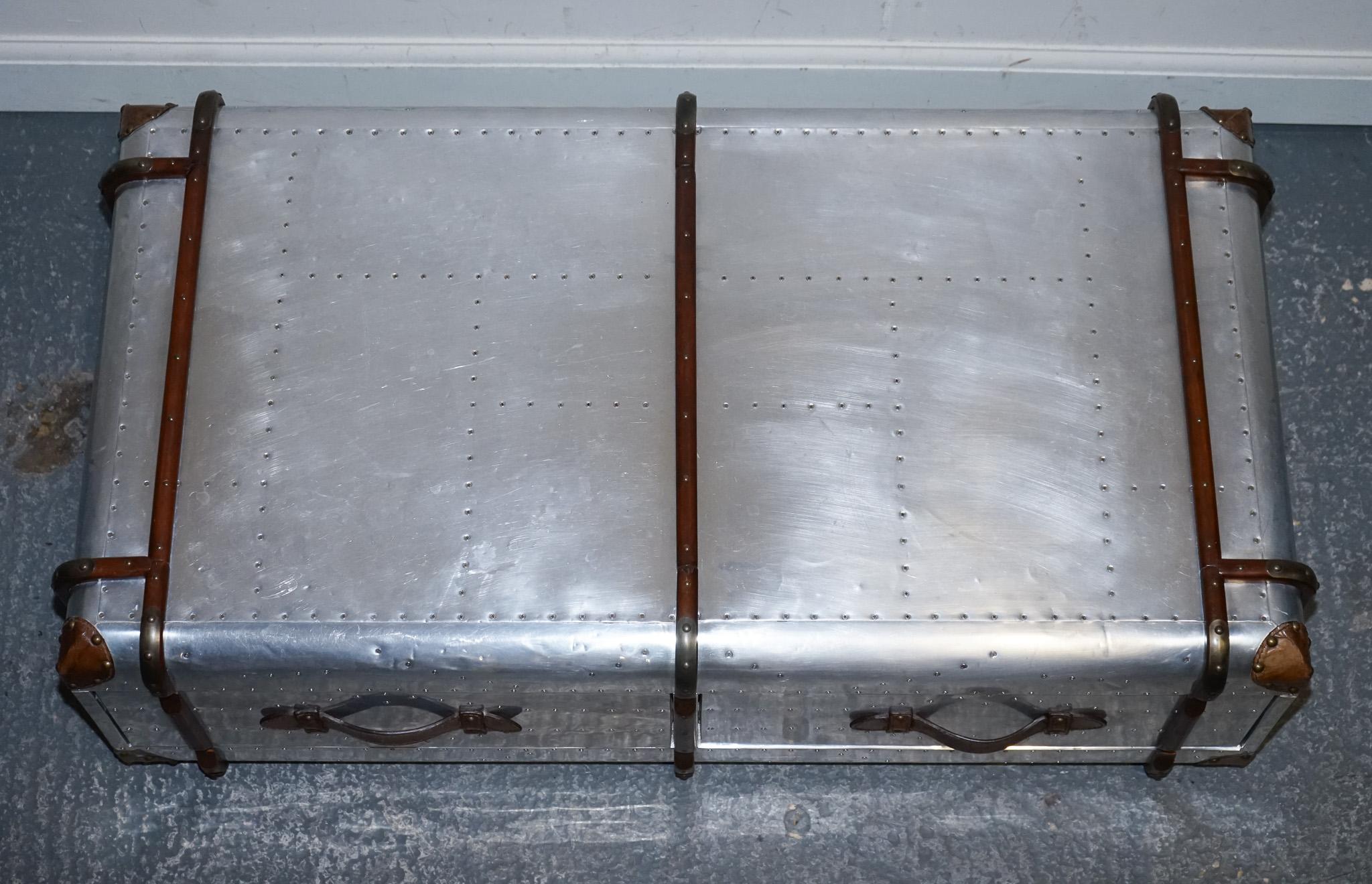 TIMOTHY OULTON AVIATOR INDUSTRIAL SILVER COFFEE TABLE LEATHER DETAILS in vendita 5