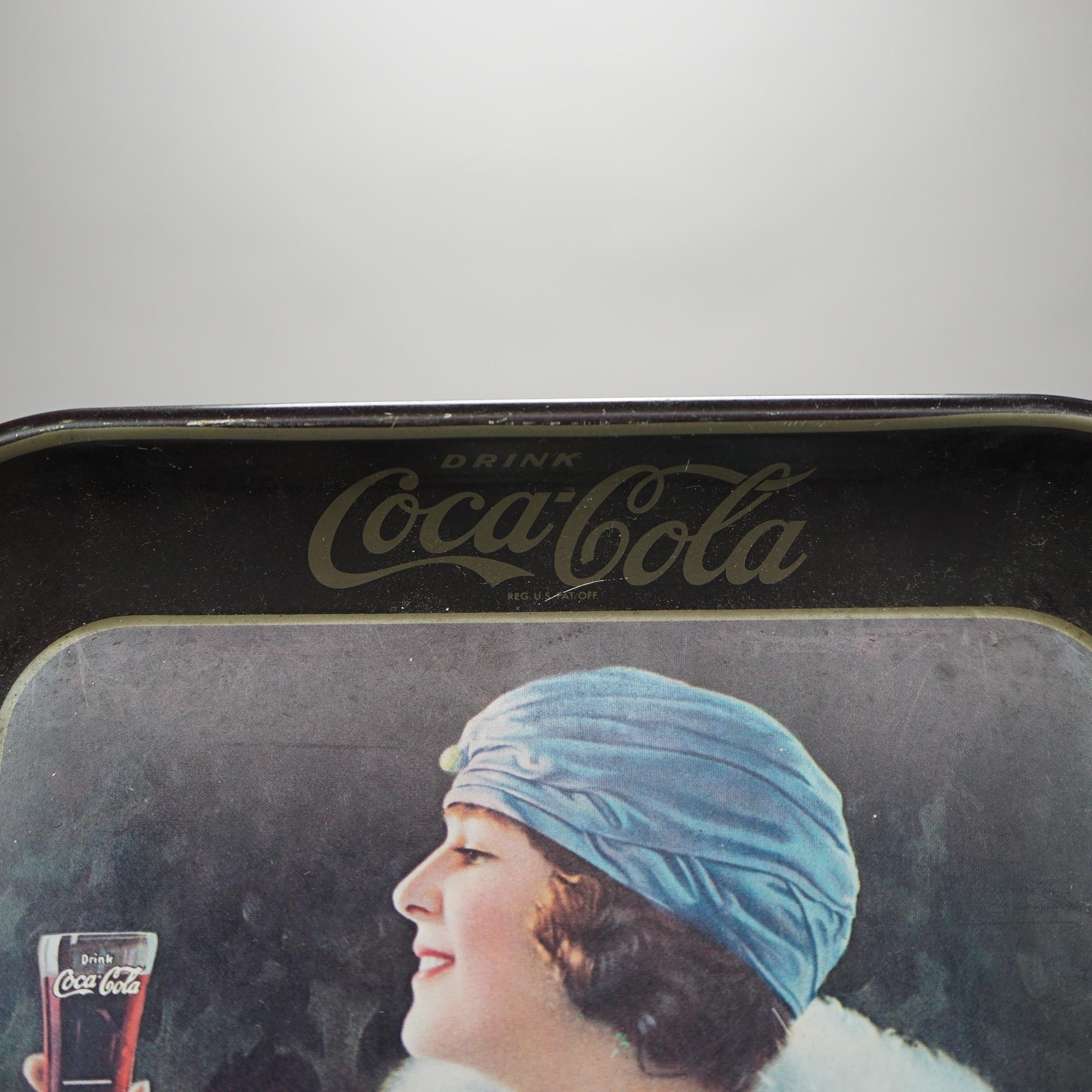 Vintage Tin Coca-Cola Advertising Tray 20th C In Good Condition In Big Flats, NY